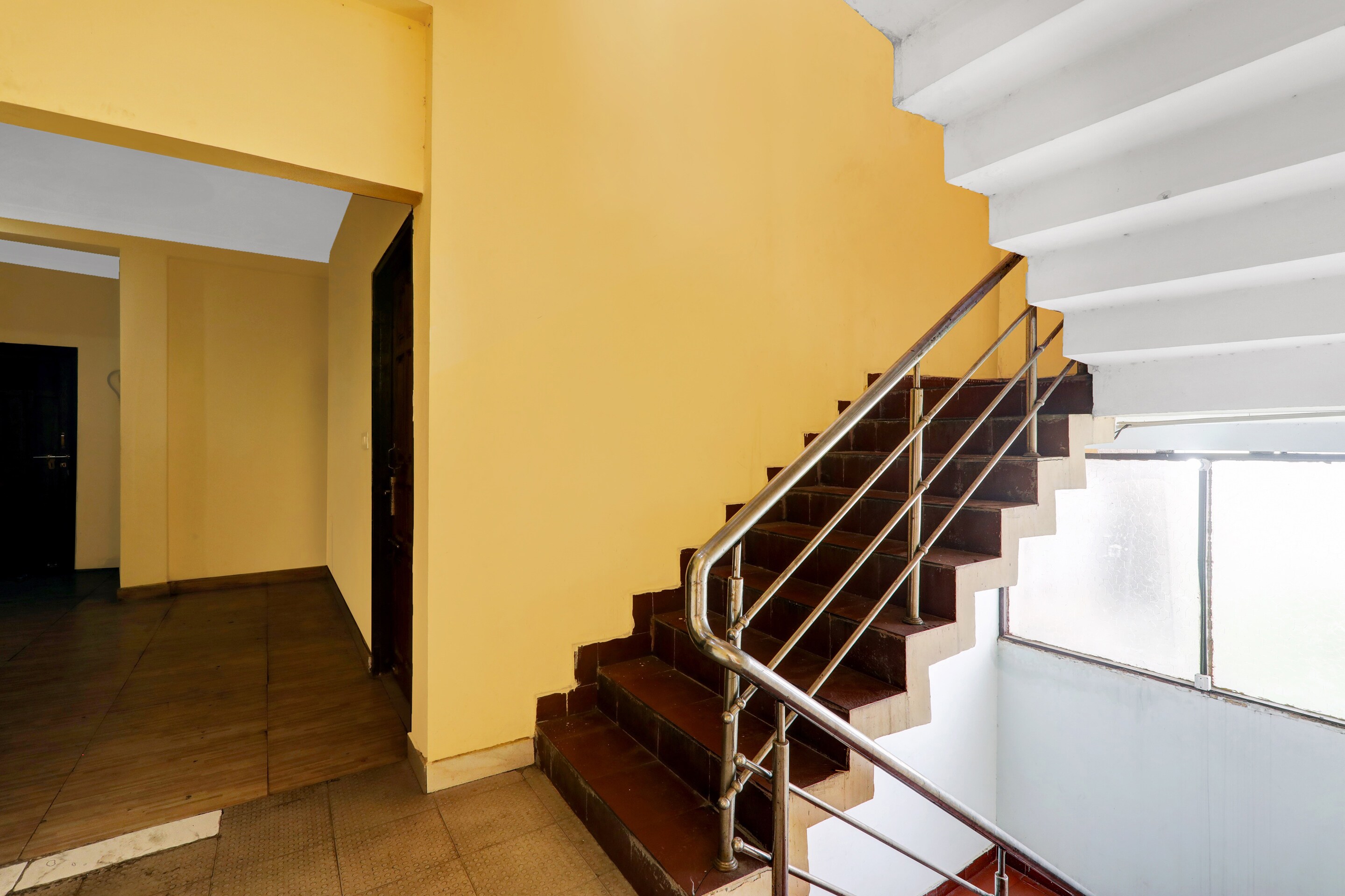 OYO 82576 Hotel Devpuri Inn, Lucknow 3