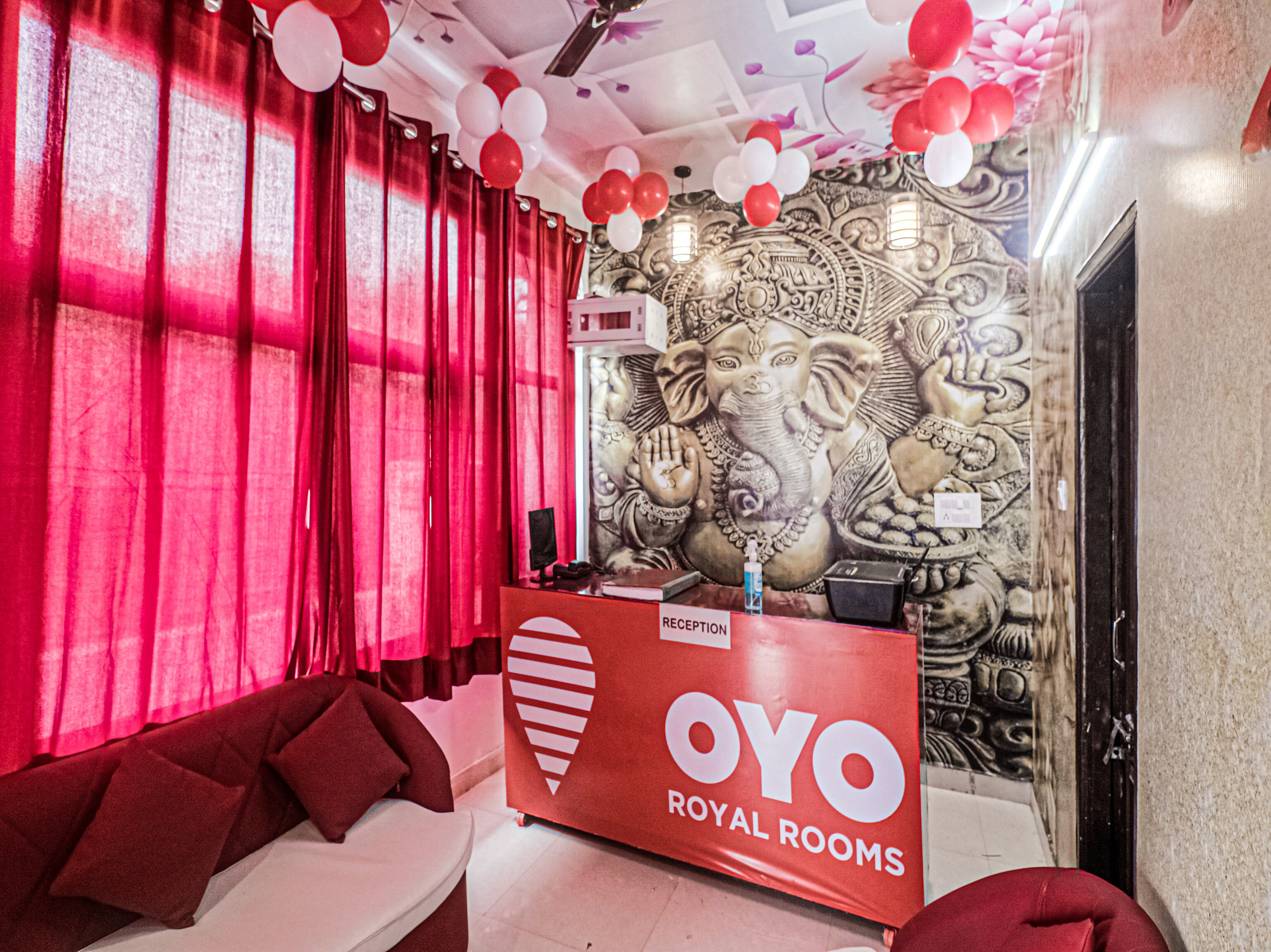 OYO Flagship 82749 Hotel Royal Rooms, Faridabad 3
