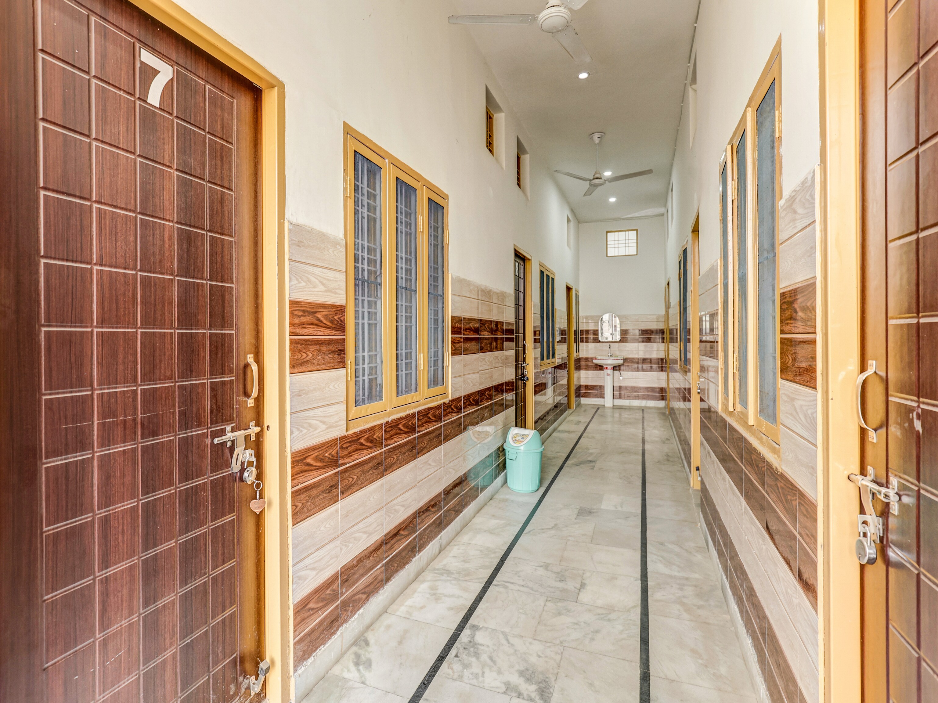 دون سابري هوتل, Roorkee 4