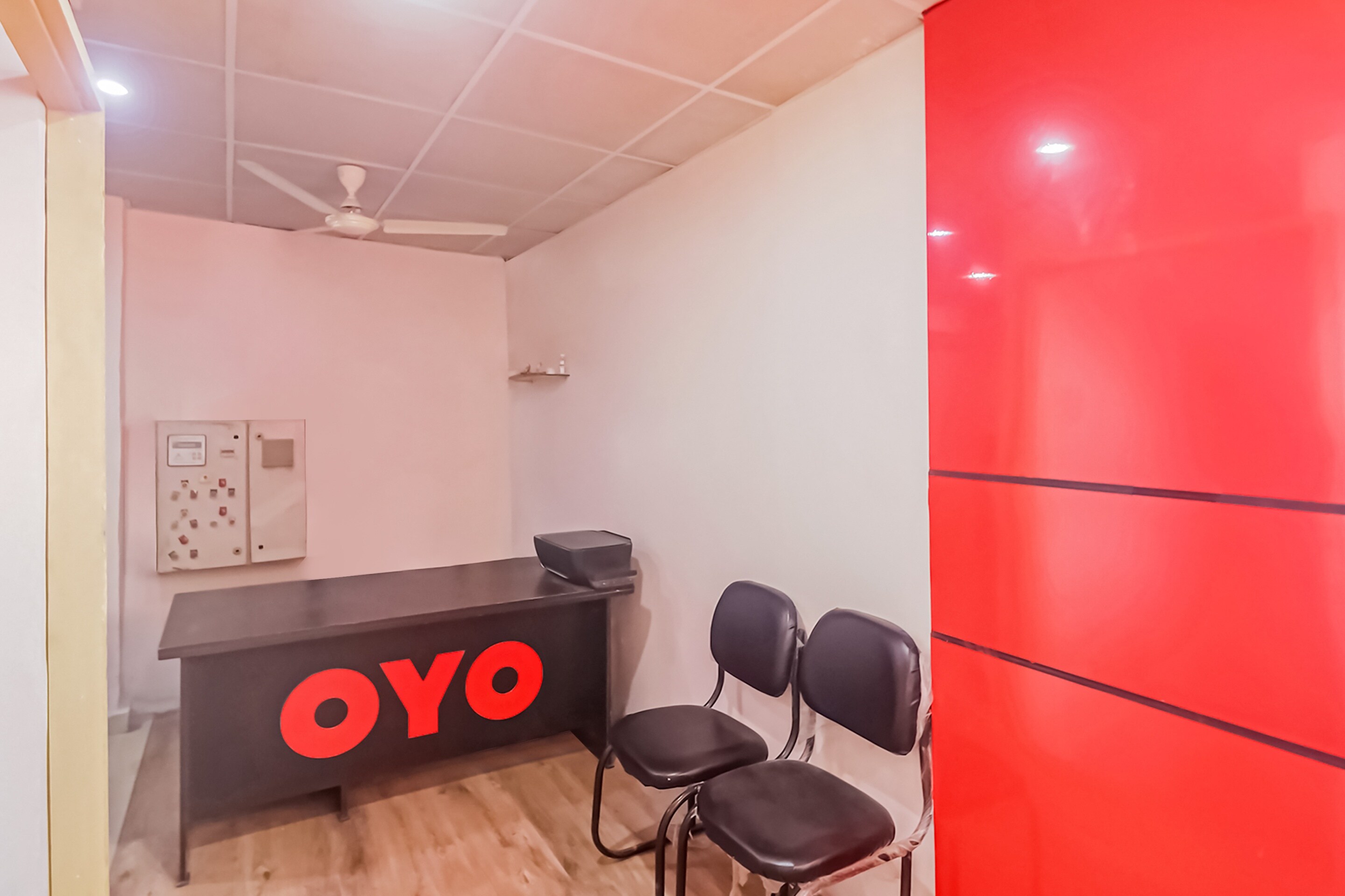 OYO 85010 The Aryavrat Inn, Faridabad 4