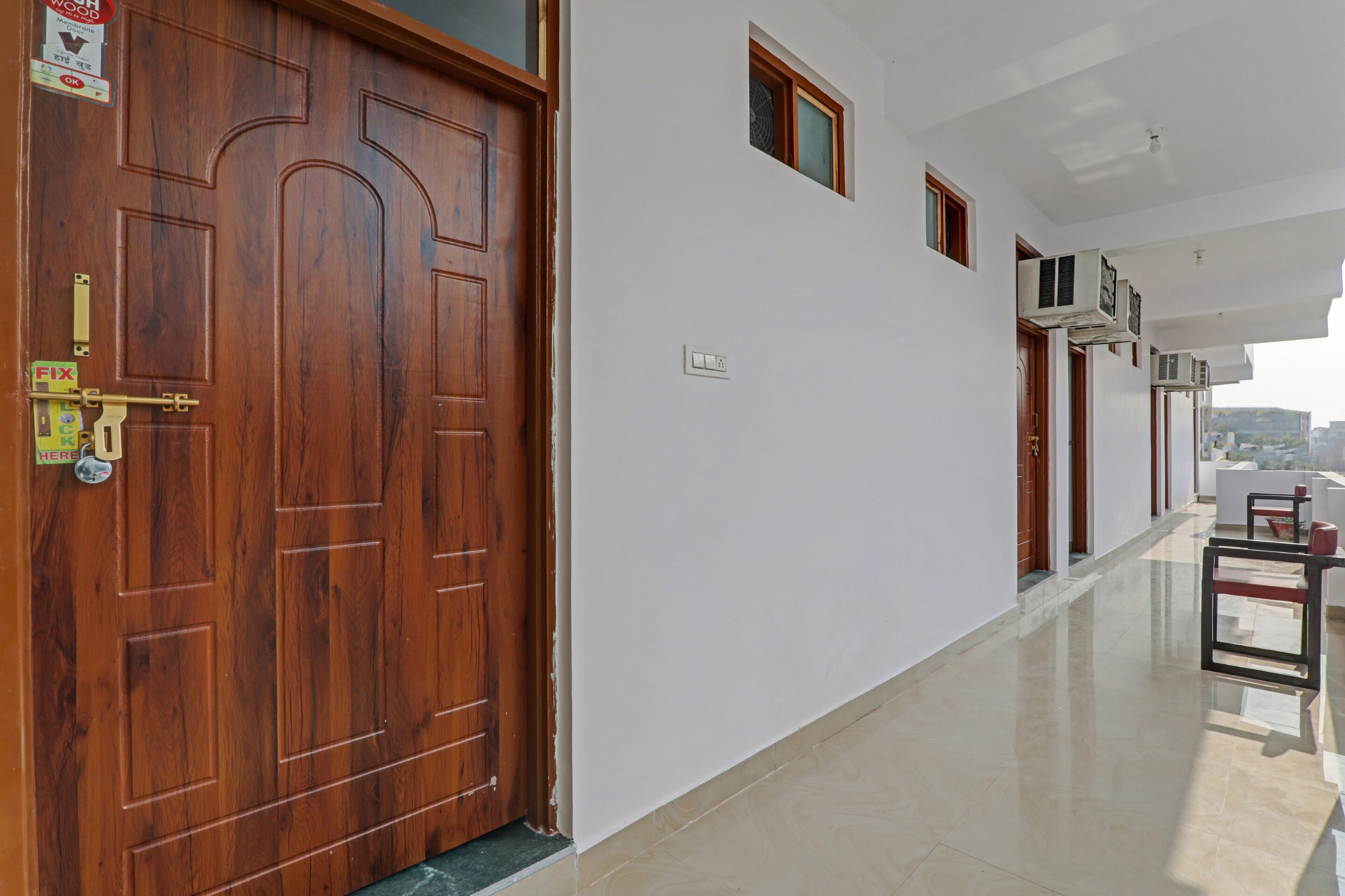 OYO 85793 Divyata Pride Jankipuram, Lucknow 5