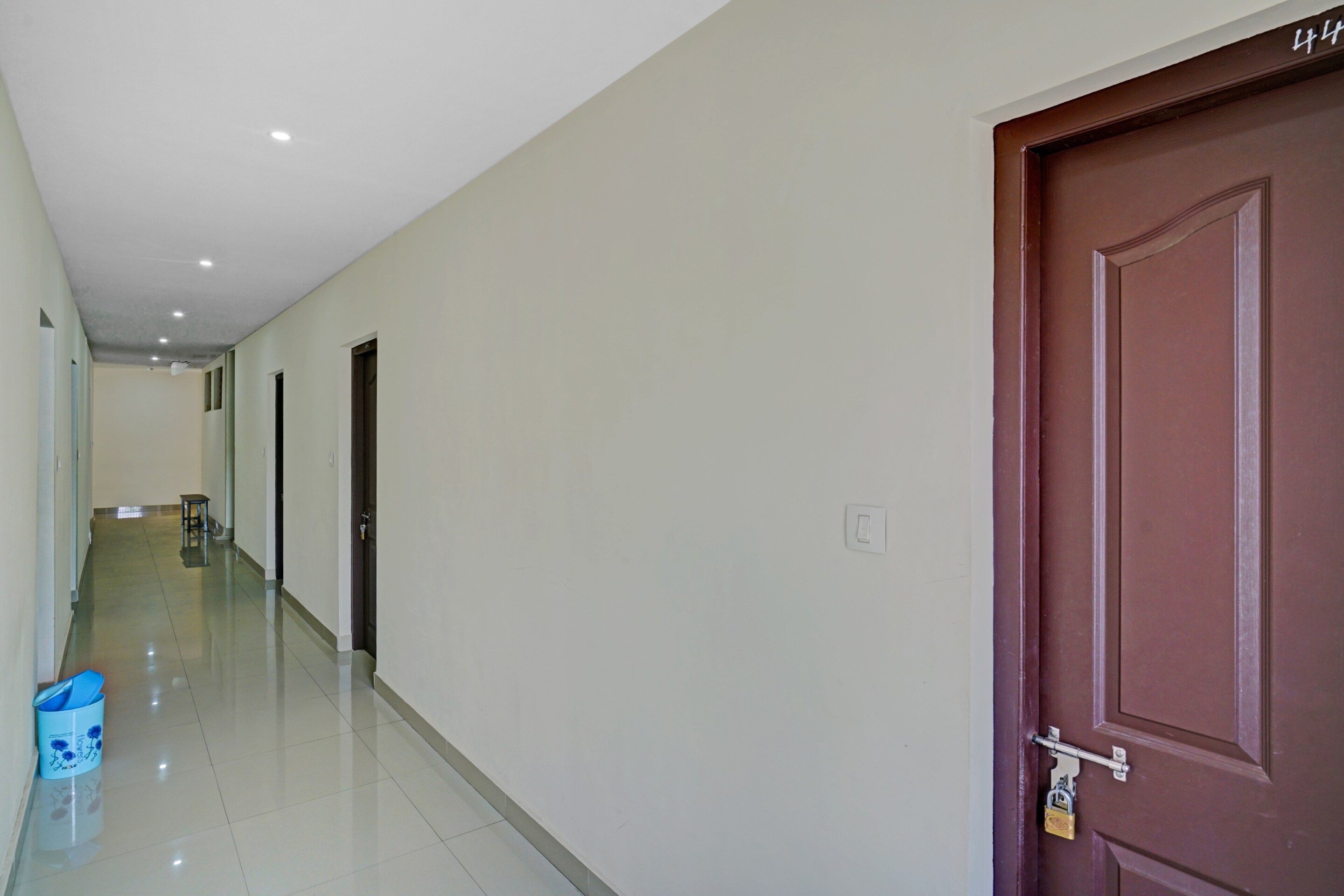 OYO 87153 NAS Tourist Home, Kochi 2