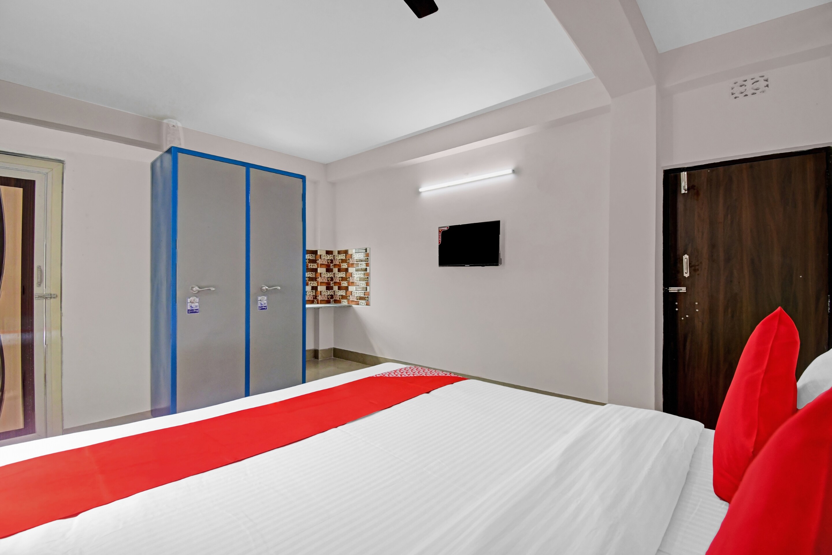 OYO 87280 Hotel Grand Eden, Kolkata 4