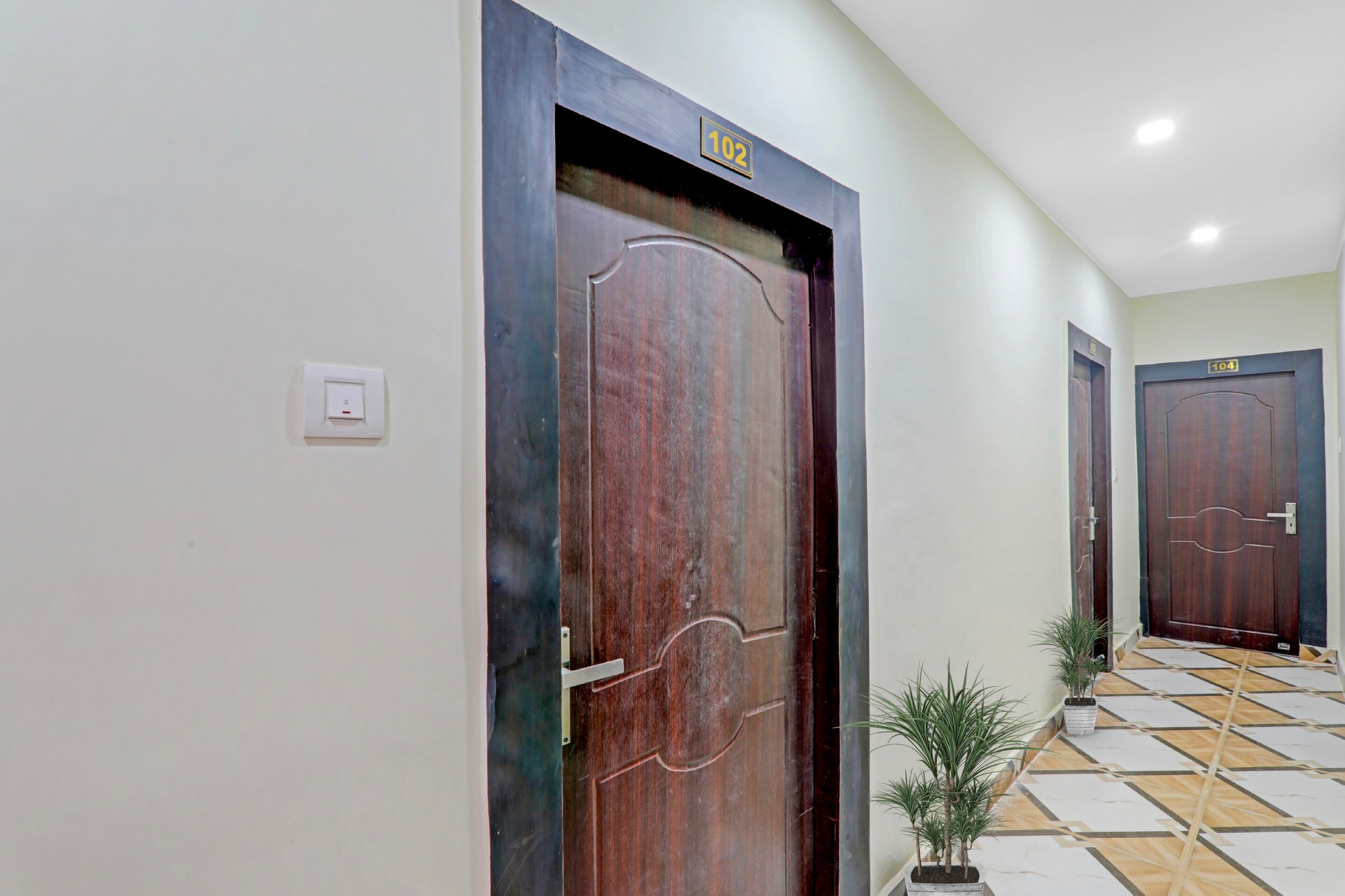 OYO 87826 Hotel Clarke Inn, Lucknow 5