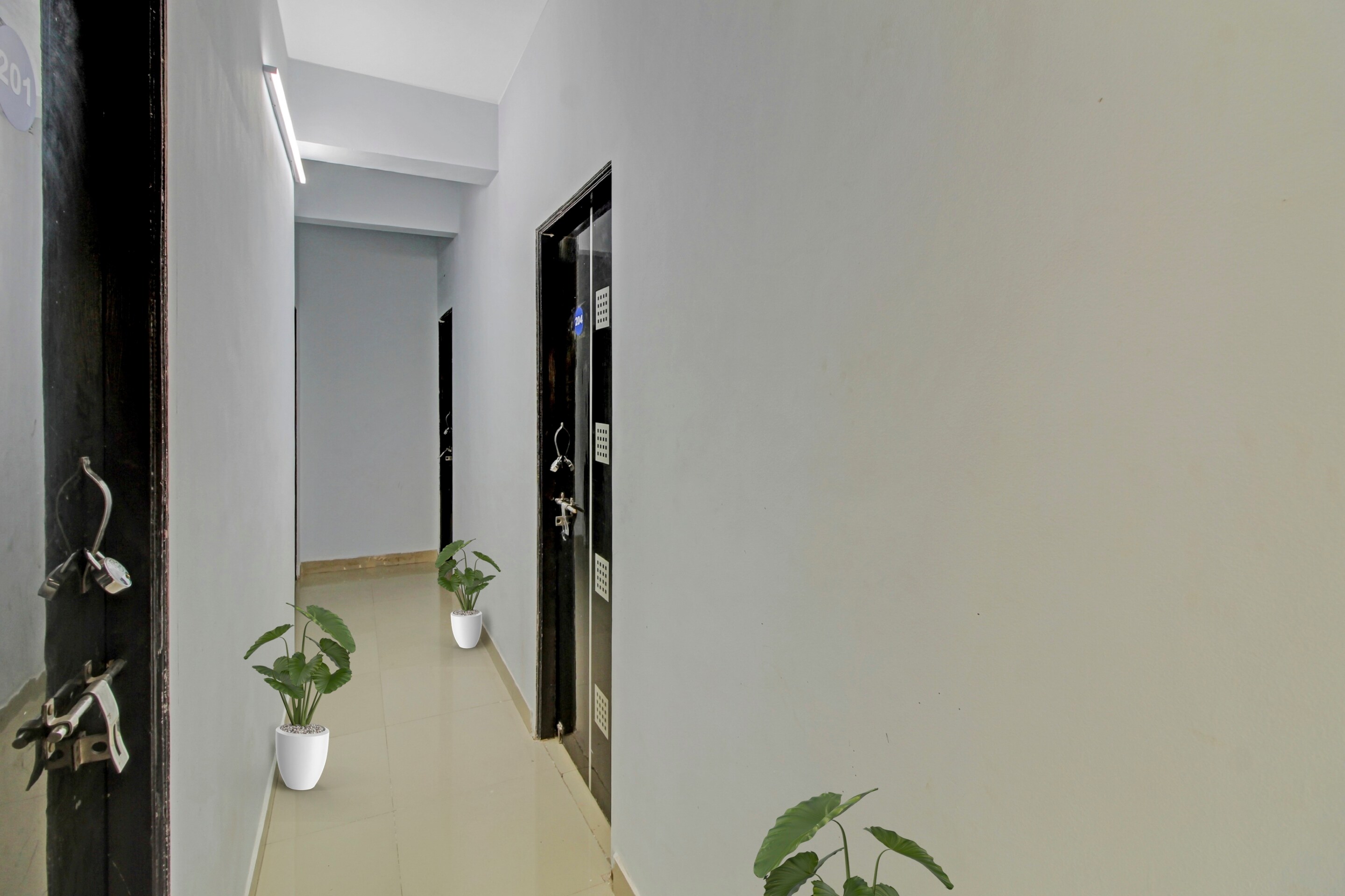 OYO Flagship 88183 Happy Stay, Pune 2