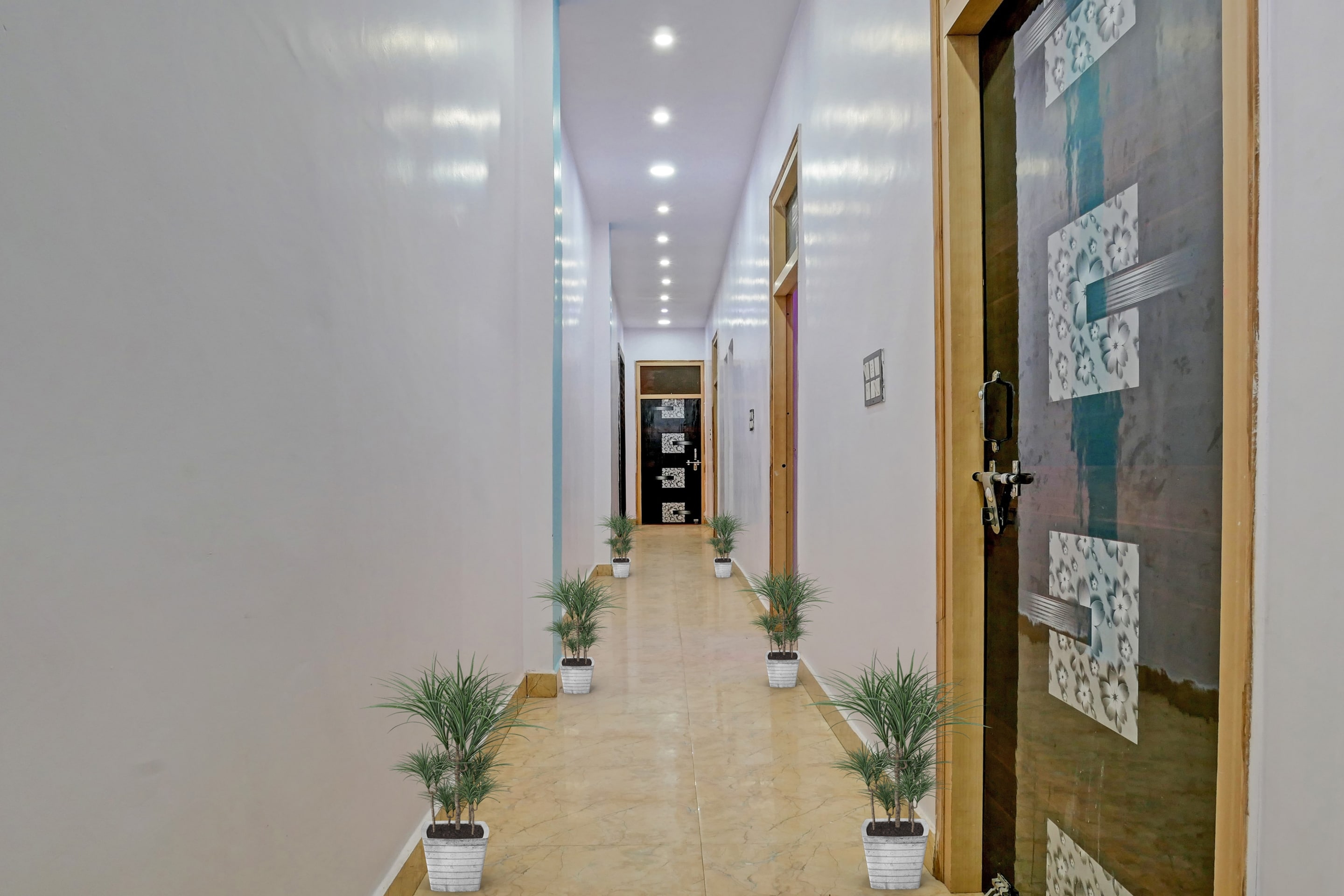 OYO 88223 Jsb palace, Varanasi 4