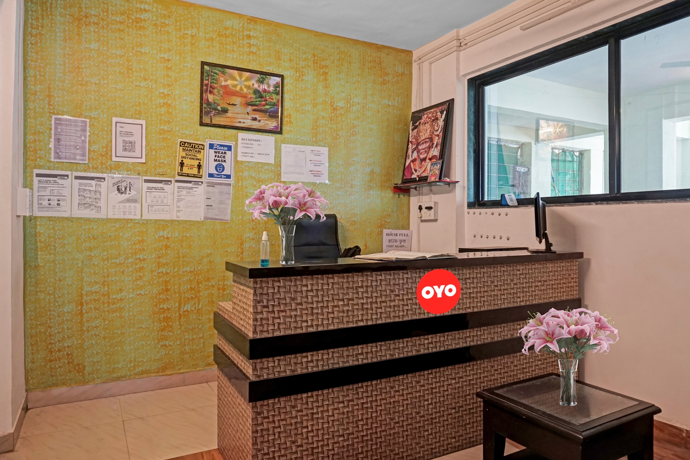 OYO 88249 R K Exclusive, Pune 3