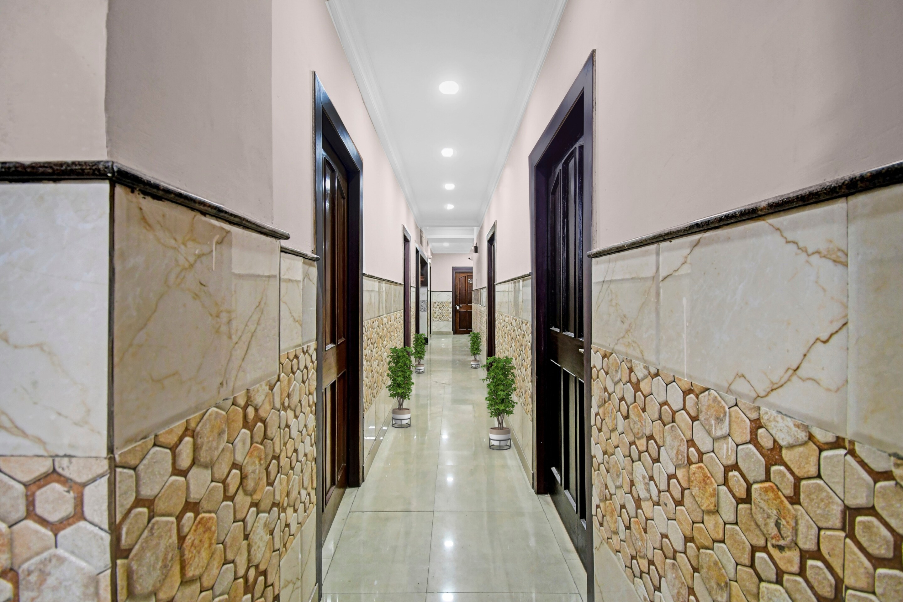OYO 89475 New Hotel City Of Joy, Kolkata 5
