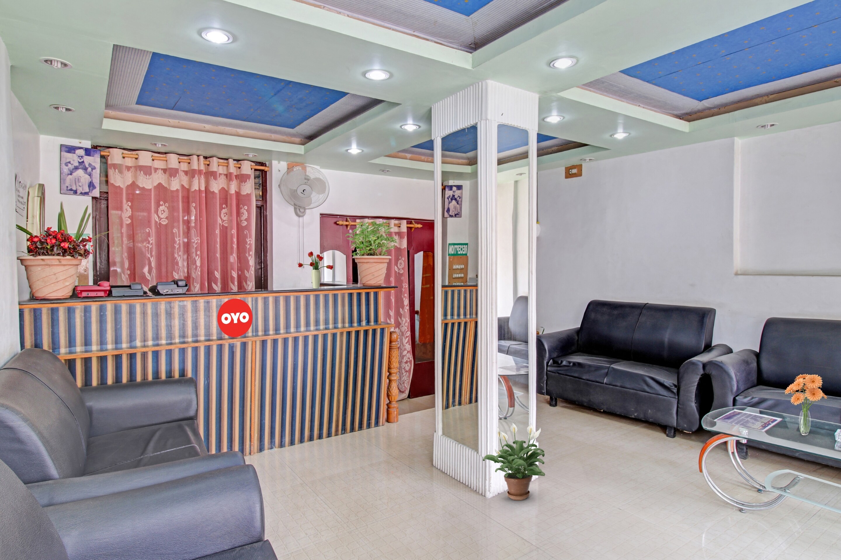 OYO 90524 Hotel Jay Palace, Srinagar 3