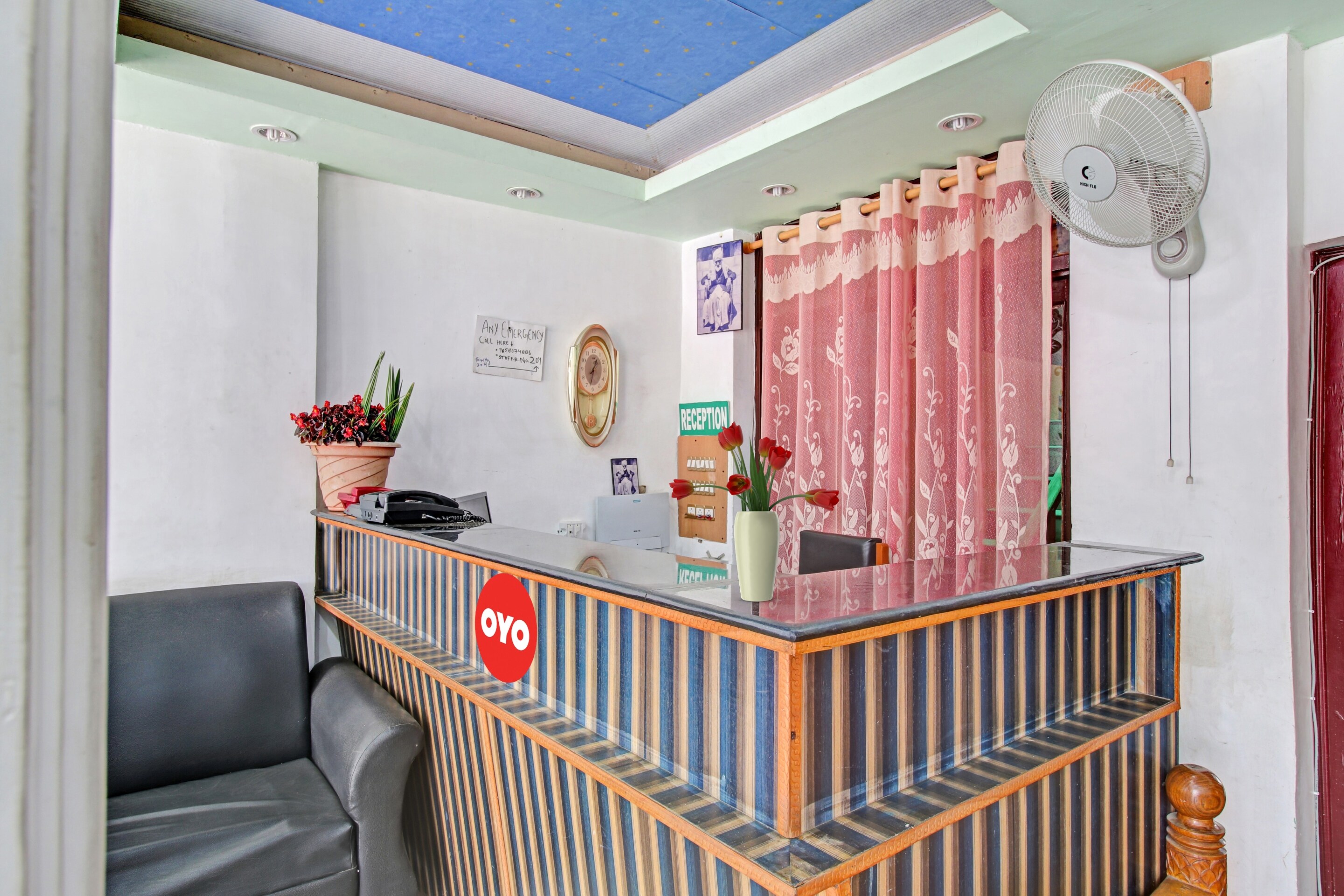 OYO 90524 Hotel Jay Palace, Srinagar 4