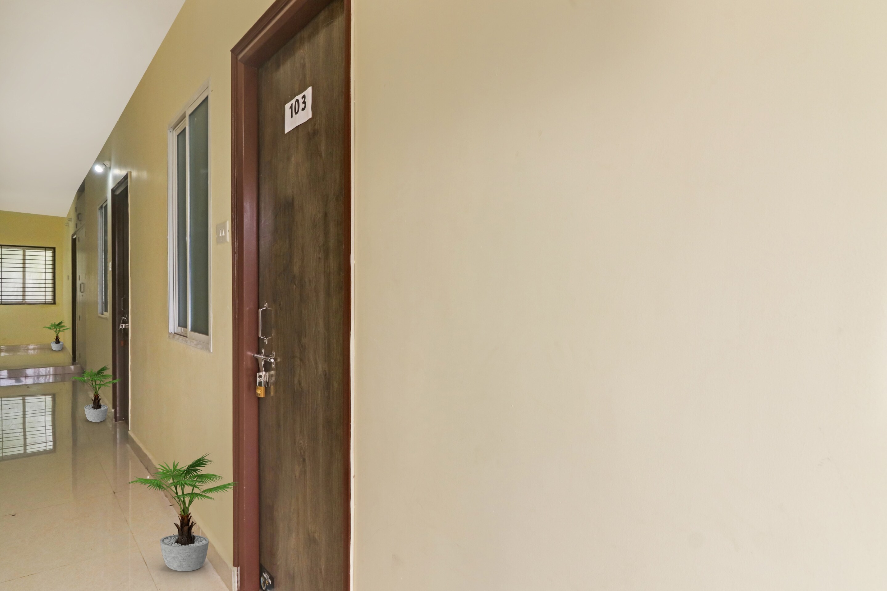 OYO 90936 Dk Reddy Square, Hyderabad 5