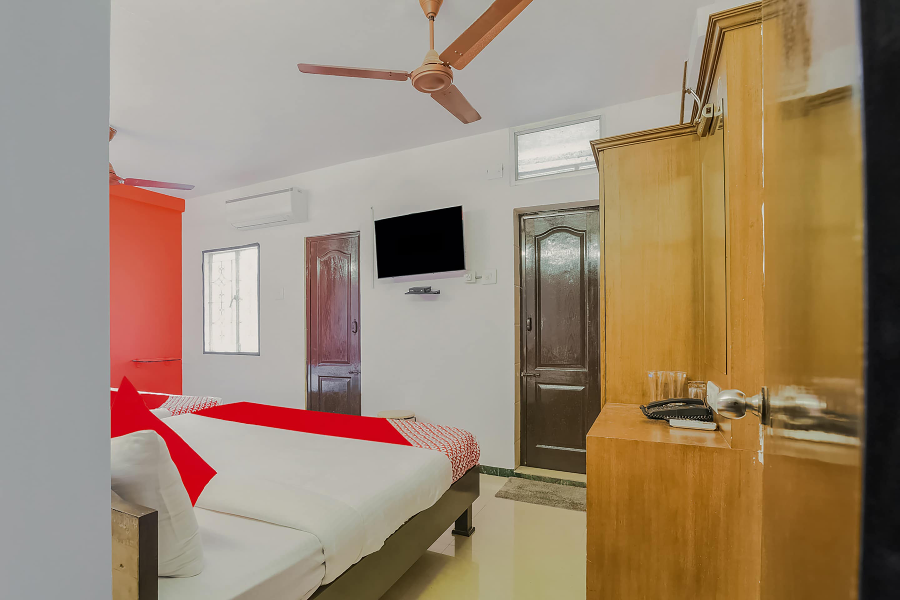 OYO Flagship 36422 Hotel Maruthi Gandhi Park, Coimbatore 4