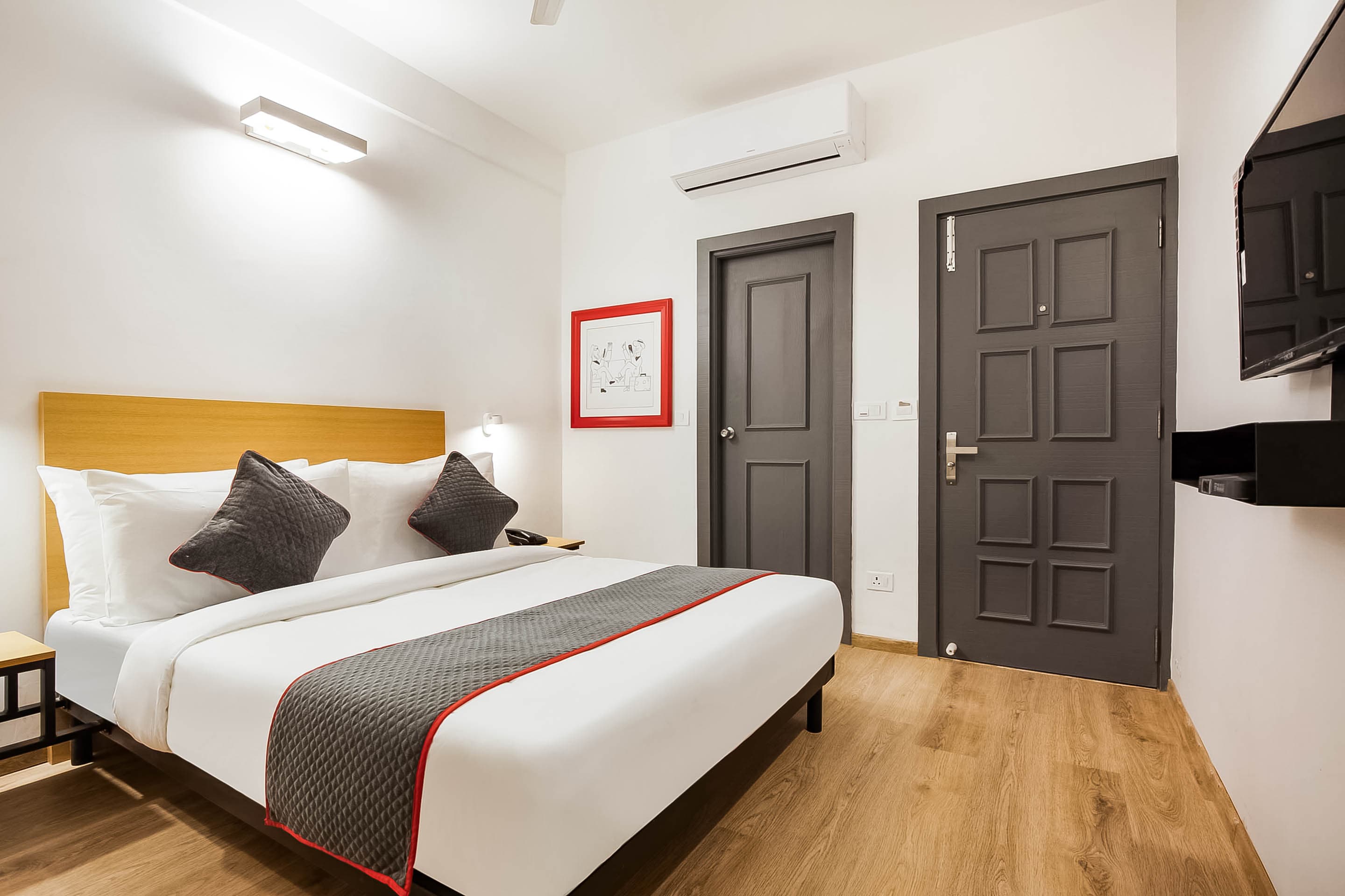 OYO Townhouse 376 Lords Inn Regency, Indore 3