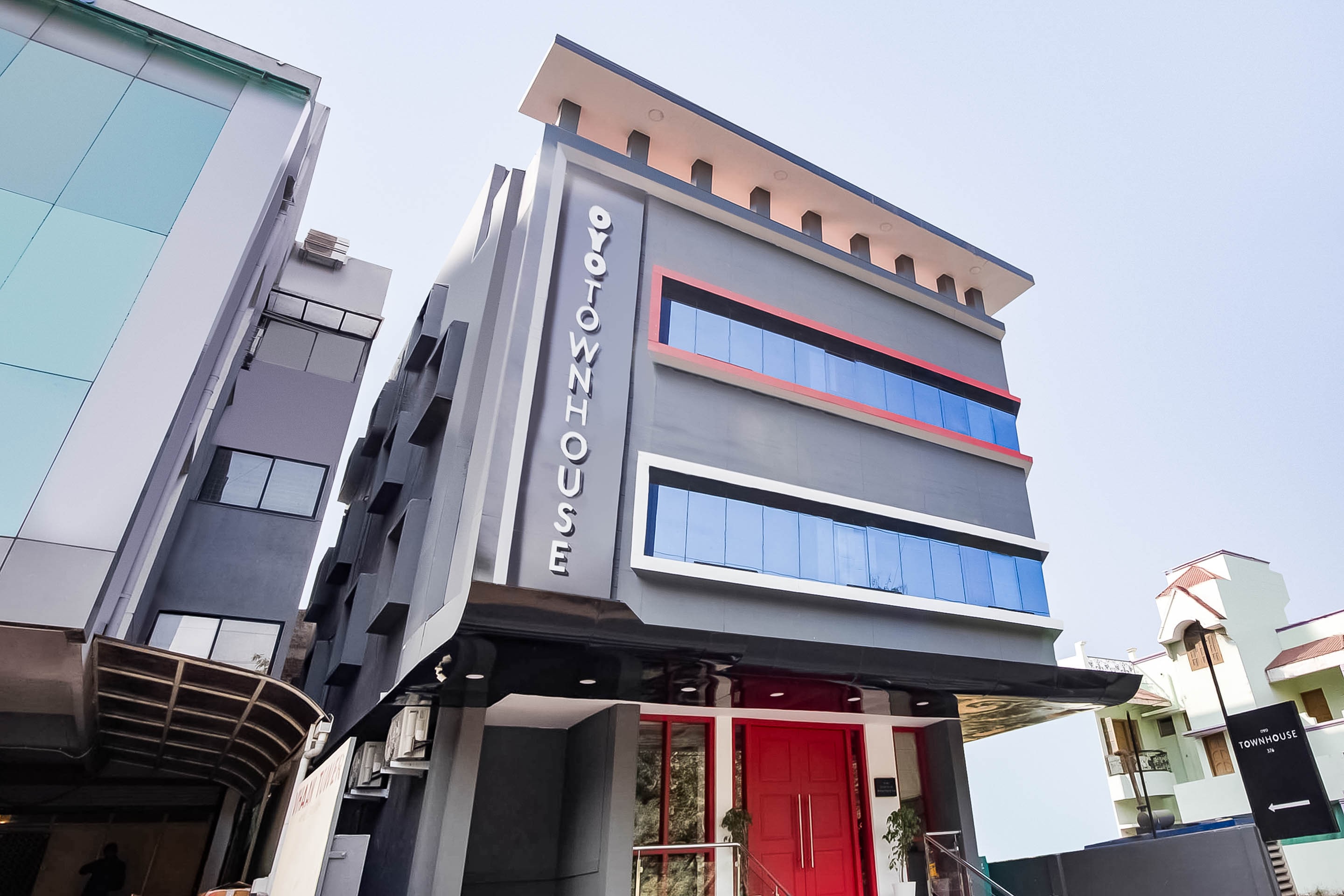 OYO Townhouse 376 Lords Inn Regency, Indore 4