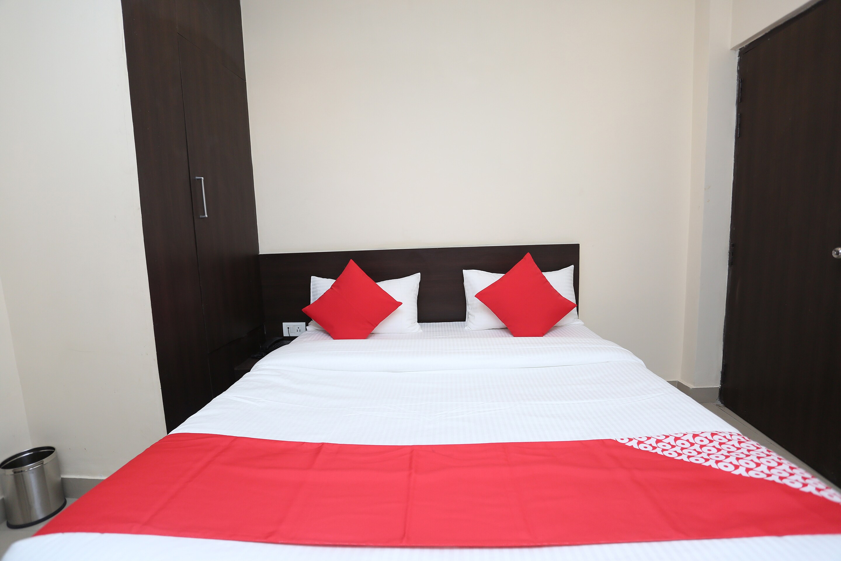 OYO Flagship 77588 R K International, Lucknow 2