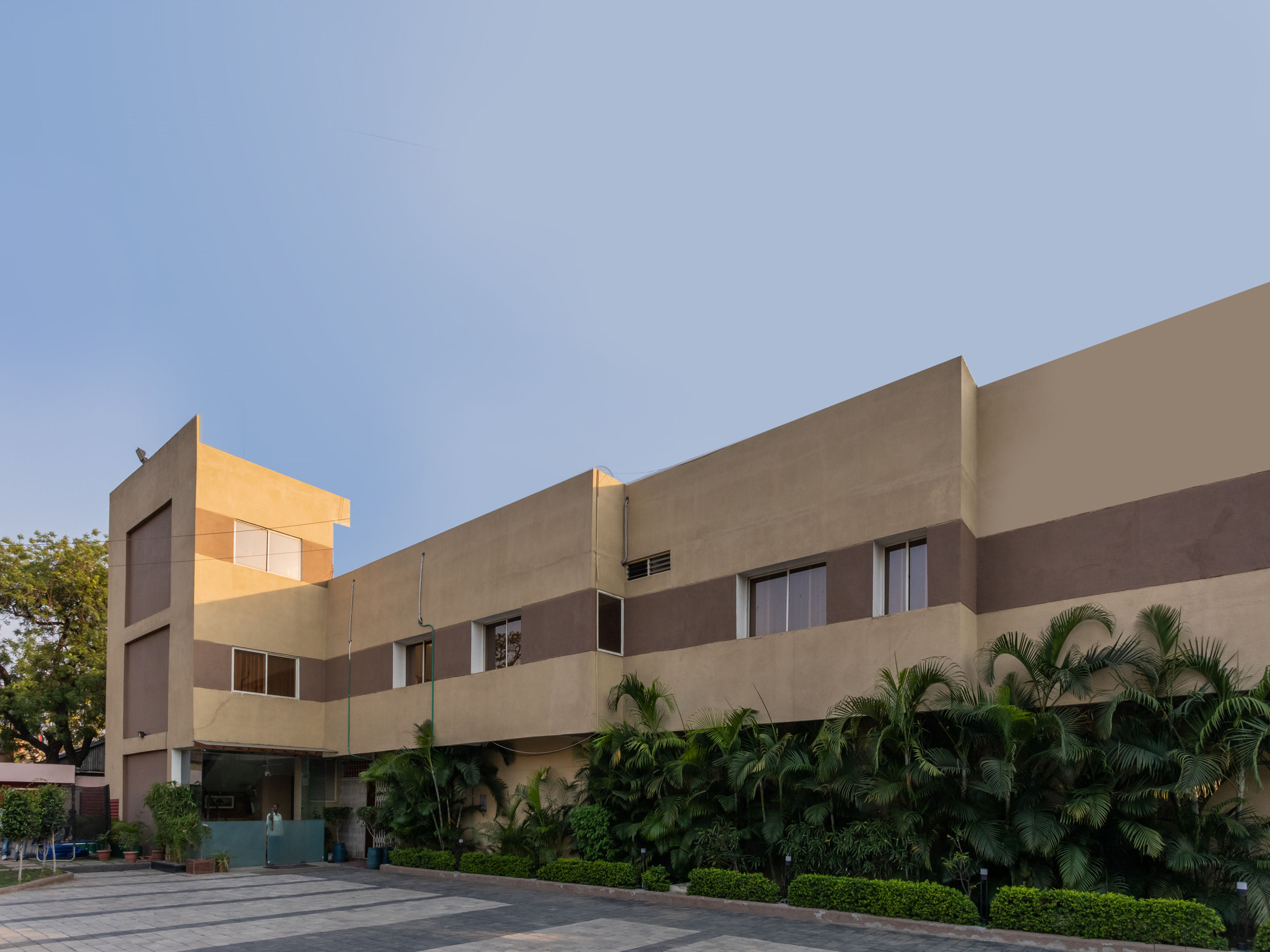 OYO Flagship 81424 Hotel Evergreen, Faridabad 5