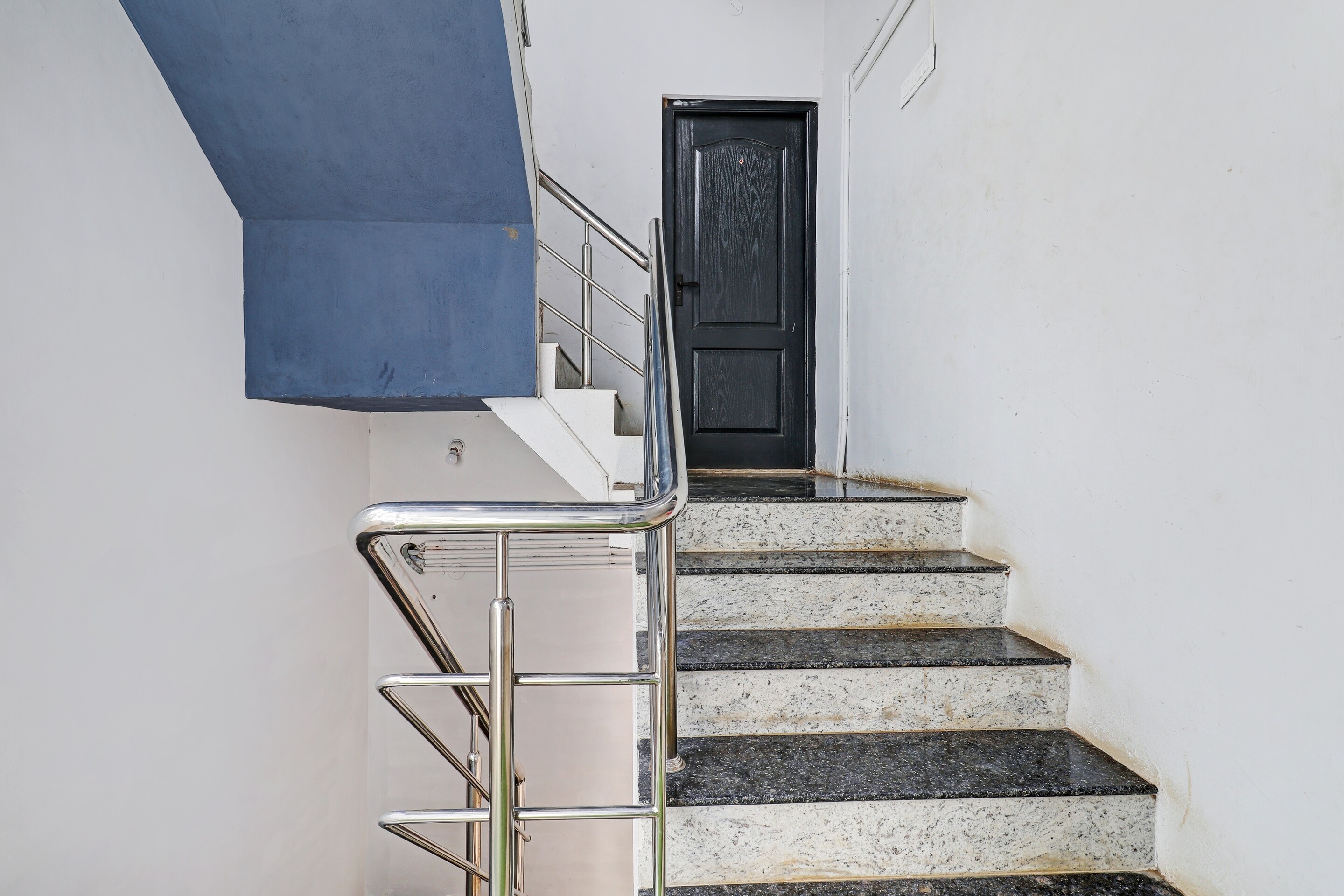 OYO Flagship 84898 I Plaza, Madurai 5