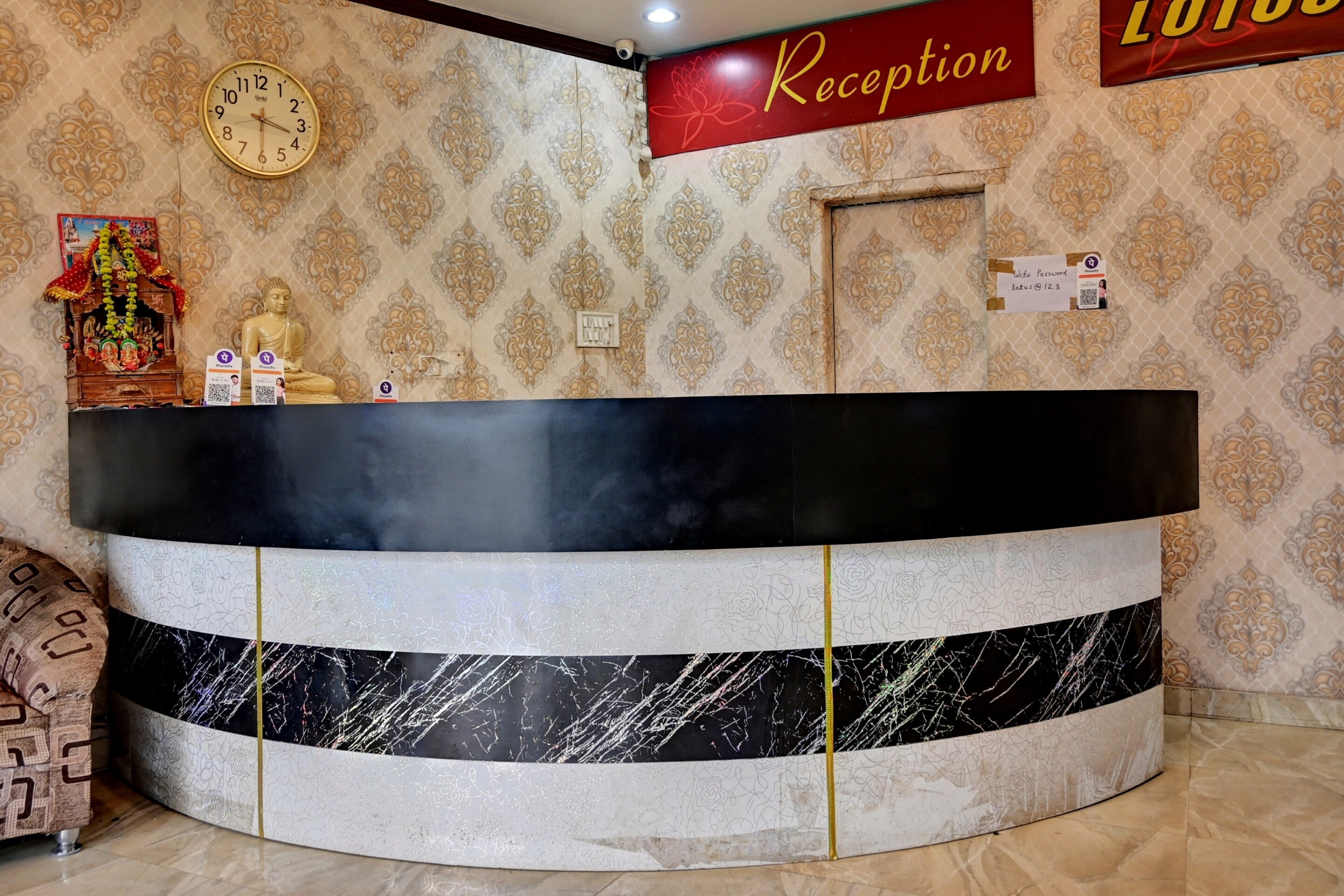 OYO Flagship 85589 Hotel Lotus Inn, Varanasi 3