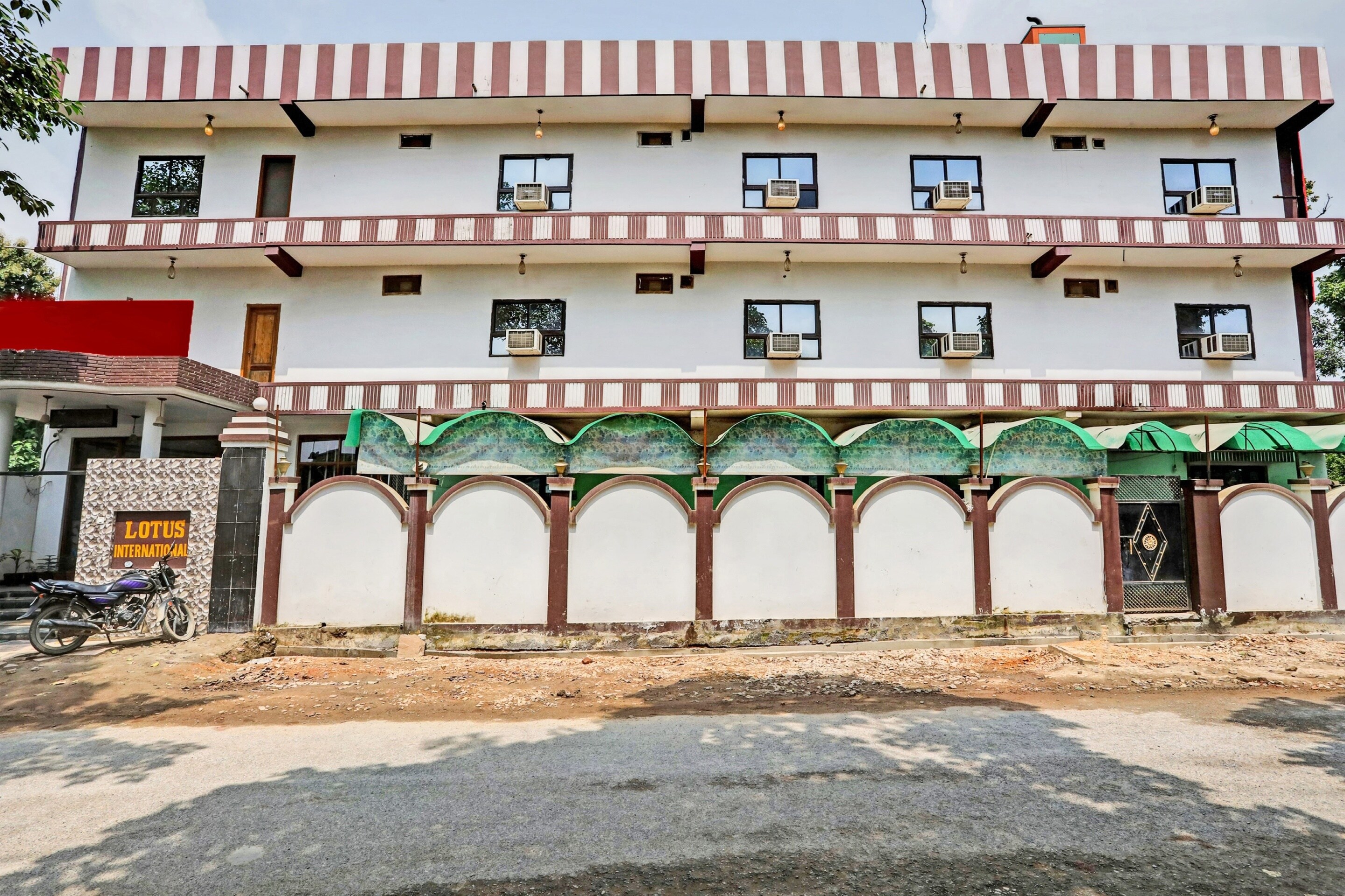 OYO Flagship 85589 Hotel Lotus Inn, Varanasi 5
