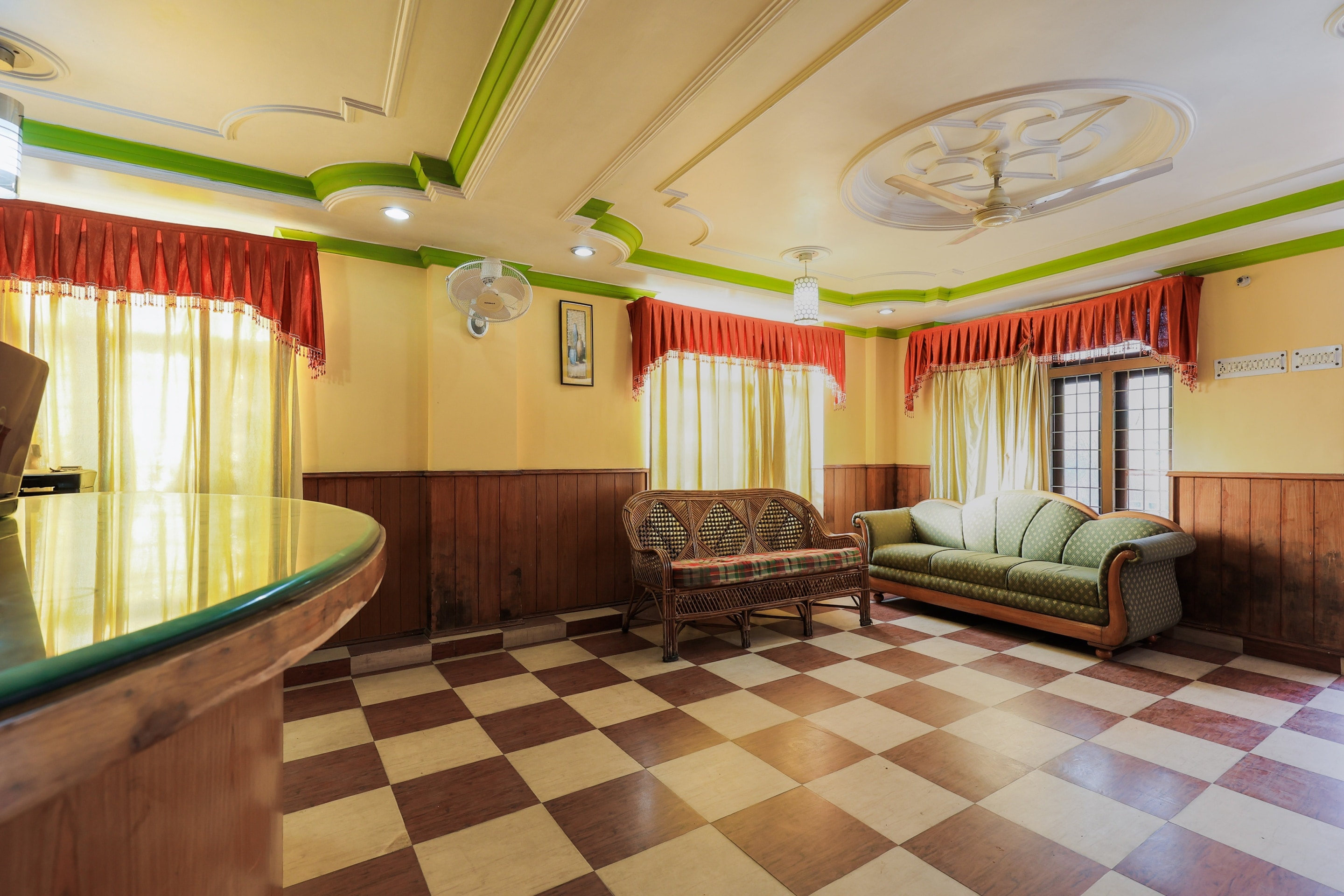 OYO Flagship 86687 Hotel Anandlok, Haldwani 4