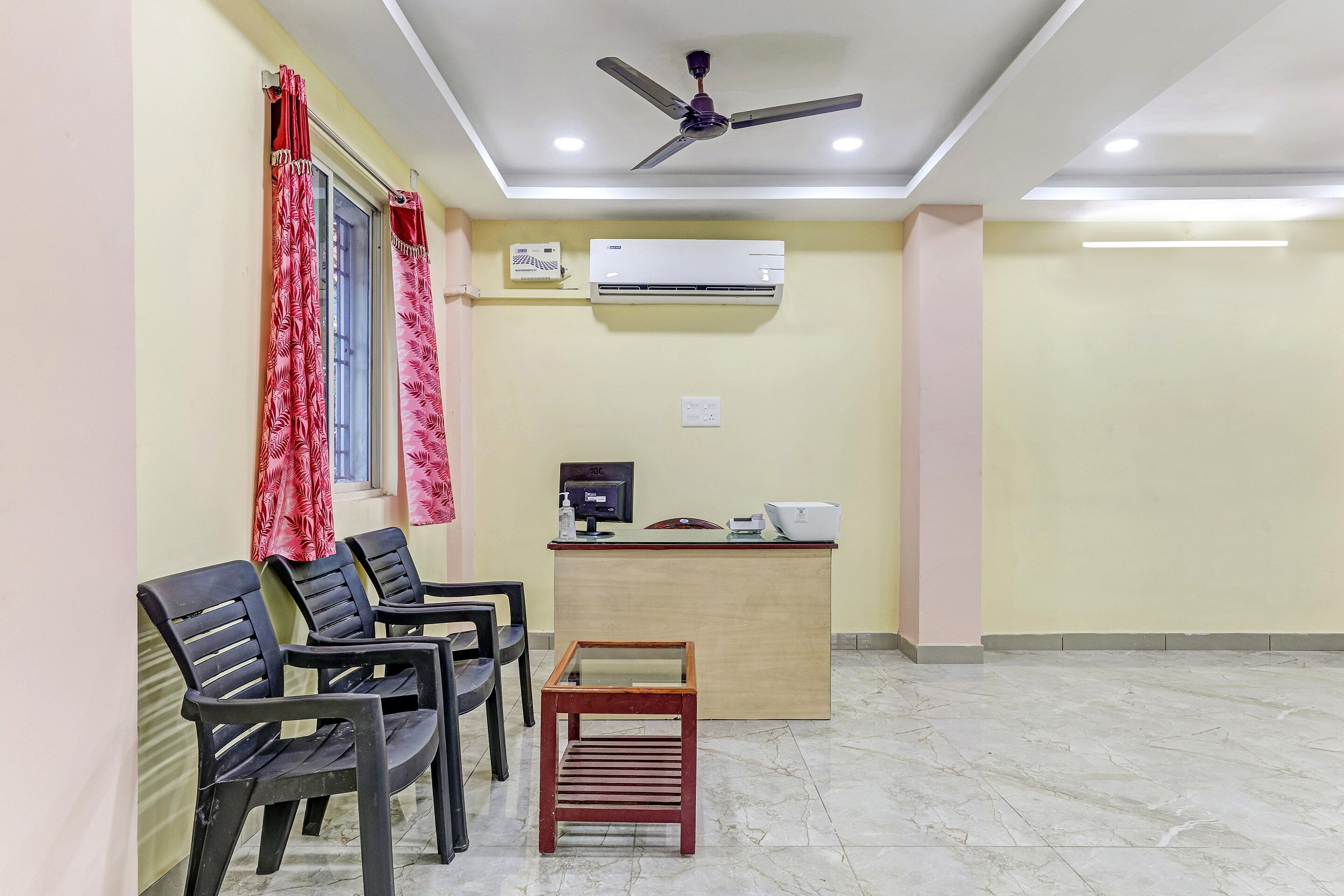 OYO Flagship 87055 Pn Samy Inn, Pondicherry 3