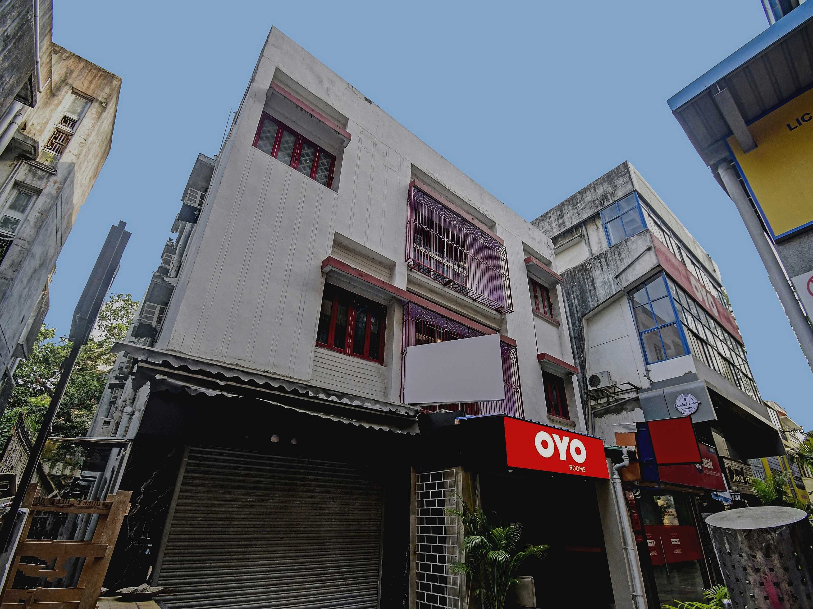 OYO Flagship 89087 Brill Rooms Saltlake City Centre, Kolkata 4