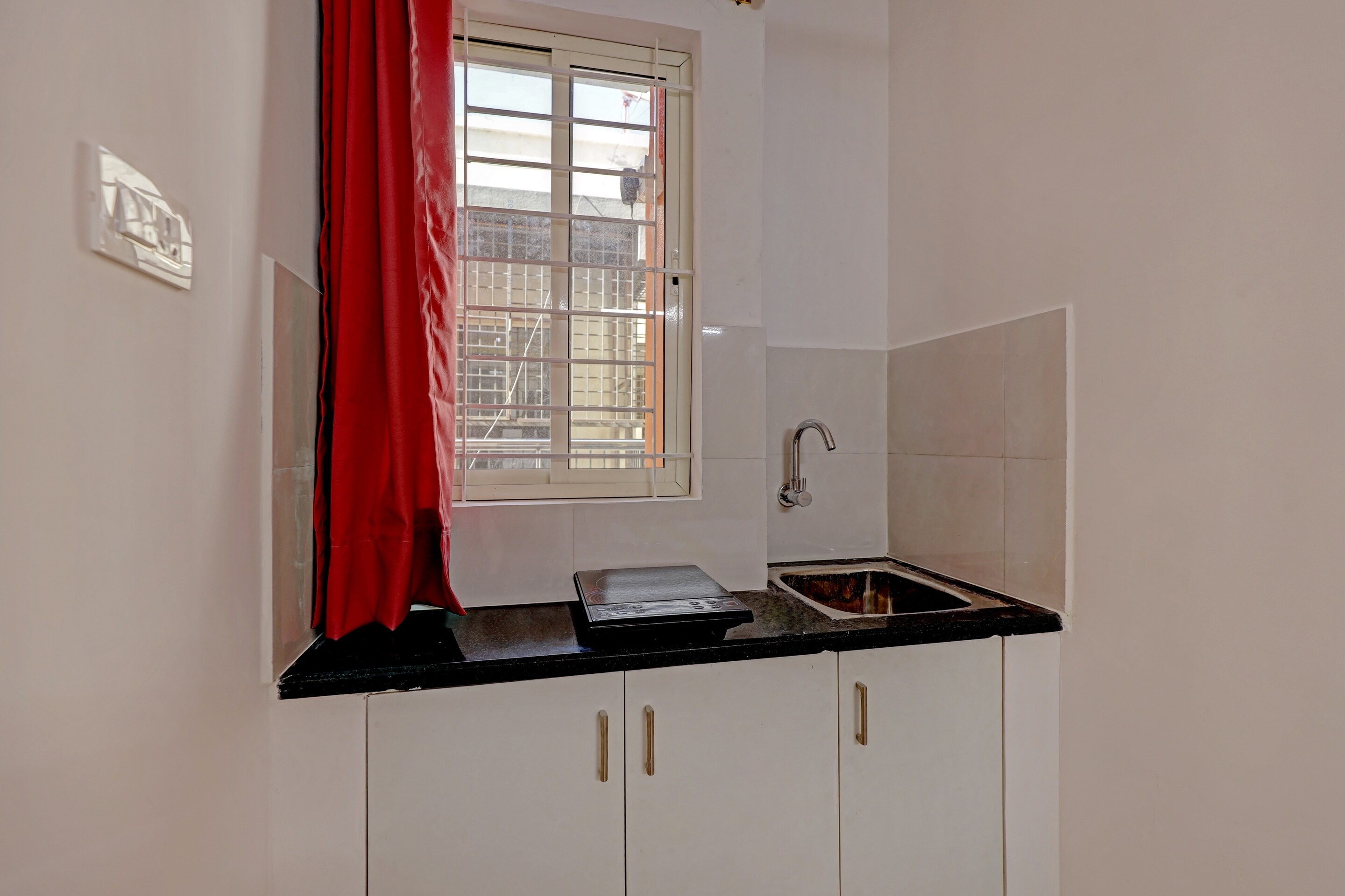 OYO Home 80784 Compact Studio KR Puram, Bangalore 4