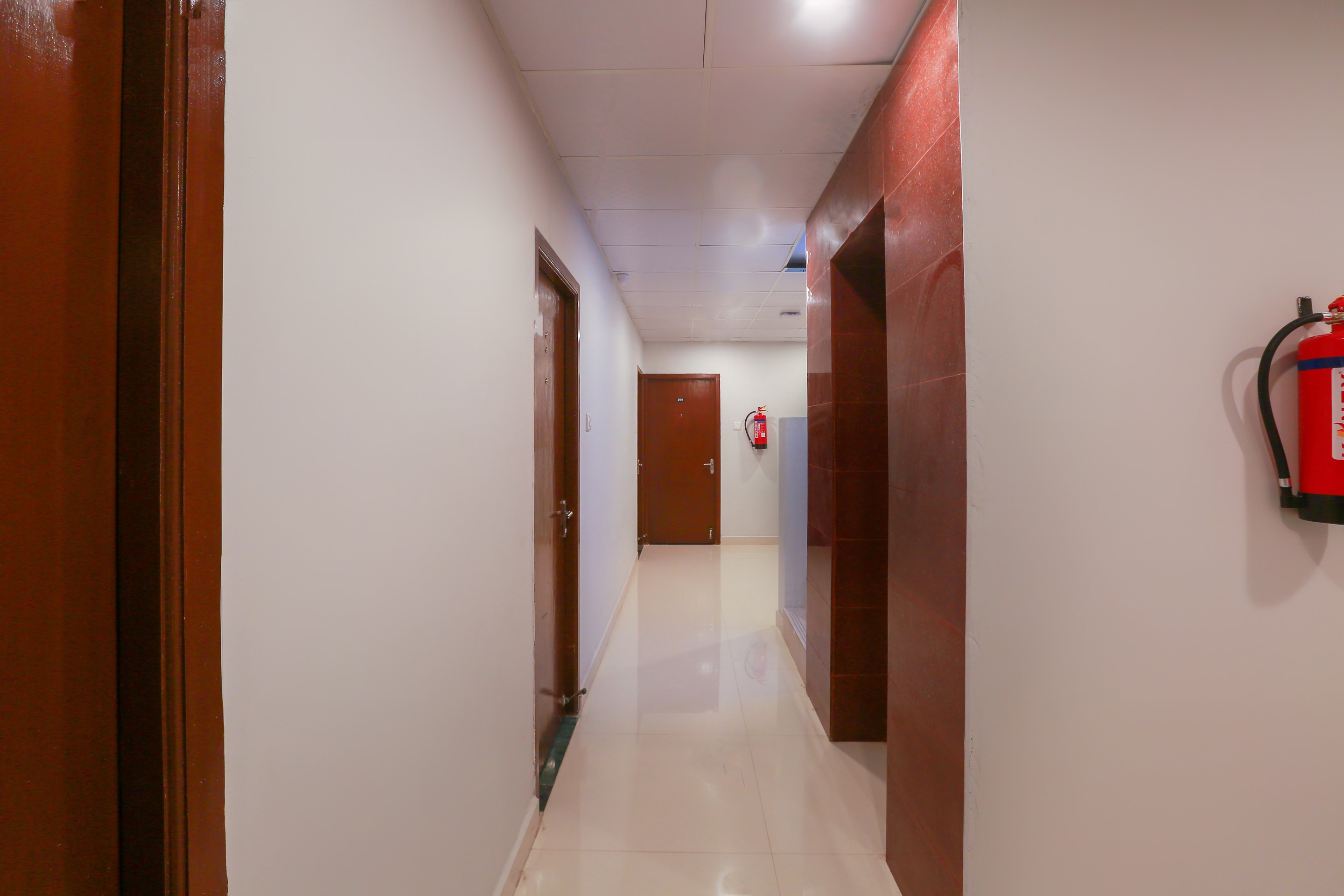 OYO Silver Key 78054 Murugan Rooms, Chennai 4