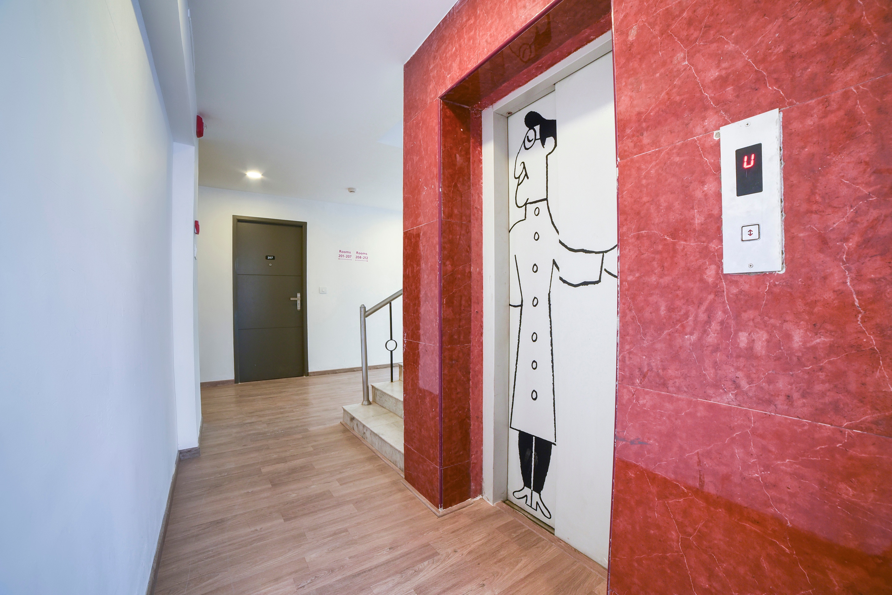 OYO Townhouse 142 Vadapalani, Chennai 5