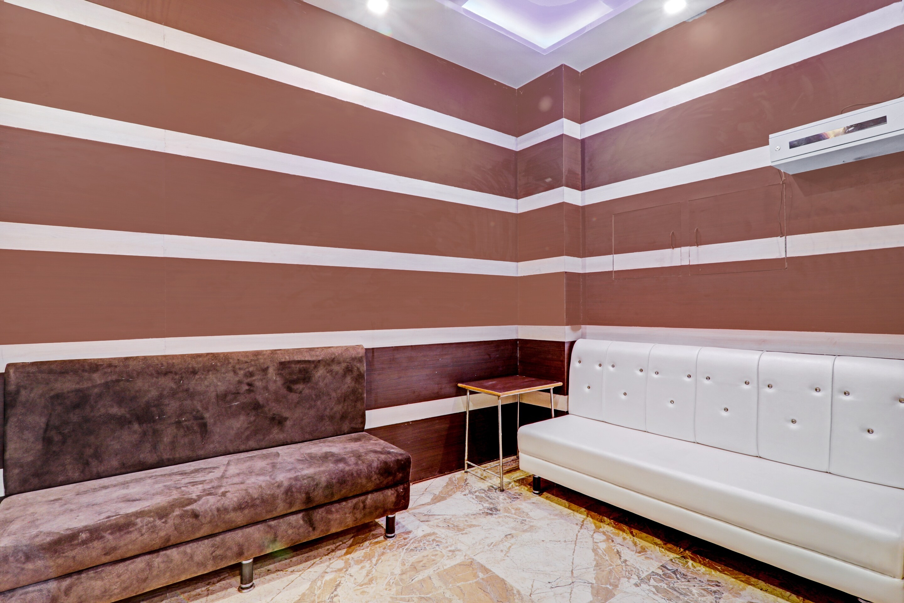 OYO Townhouse 579 Riddhi Regency, Lucknow 4