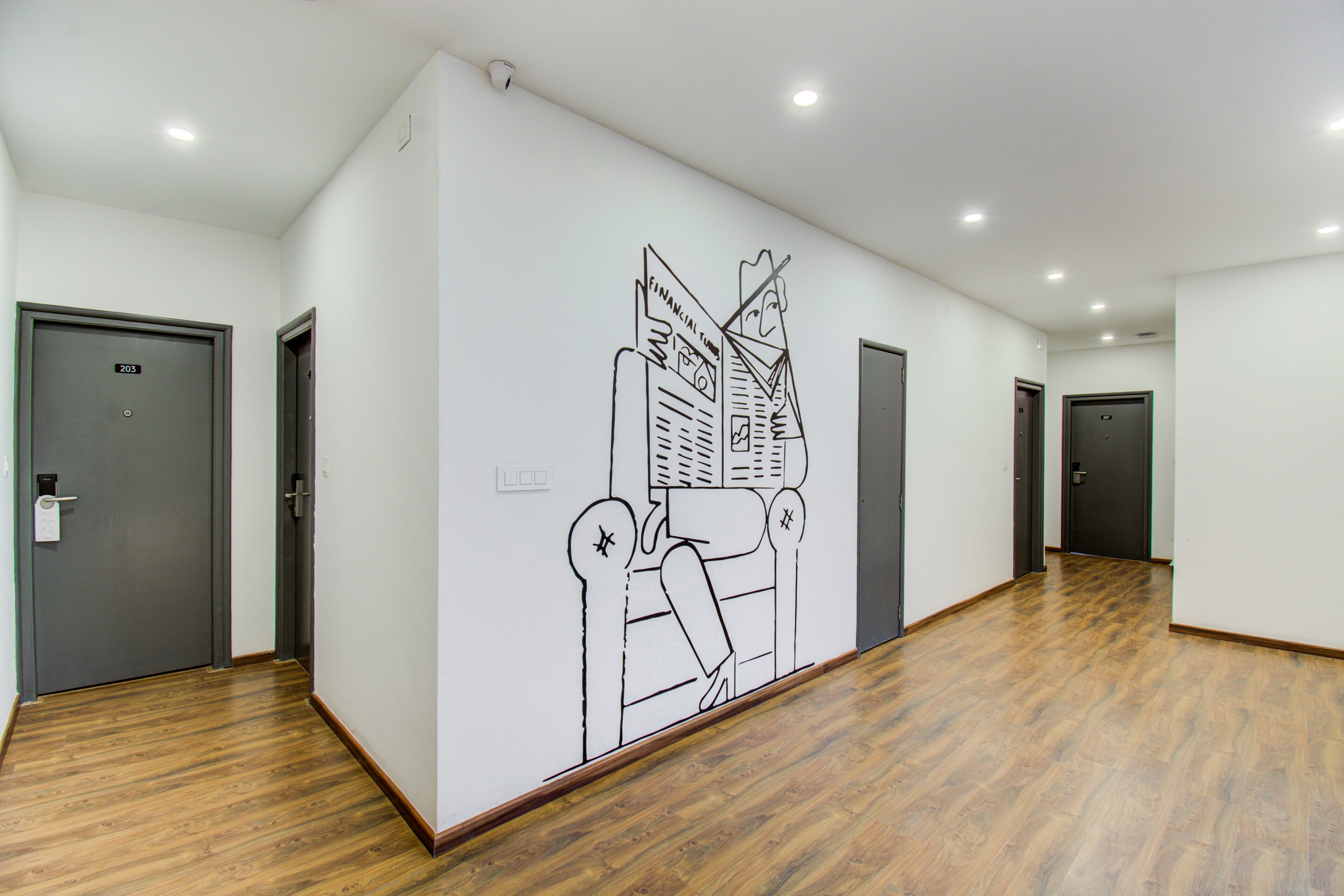 OYO Townhouse 685 One Hotel, Ghaziabad 5