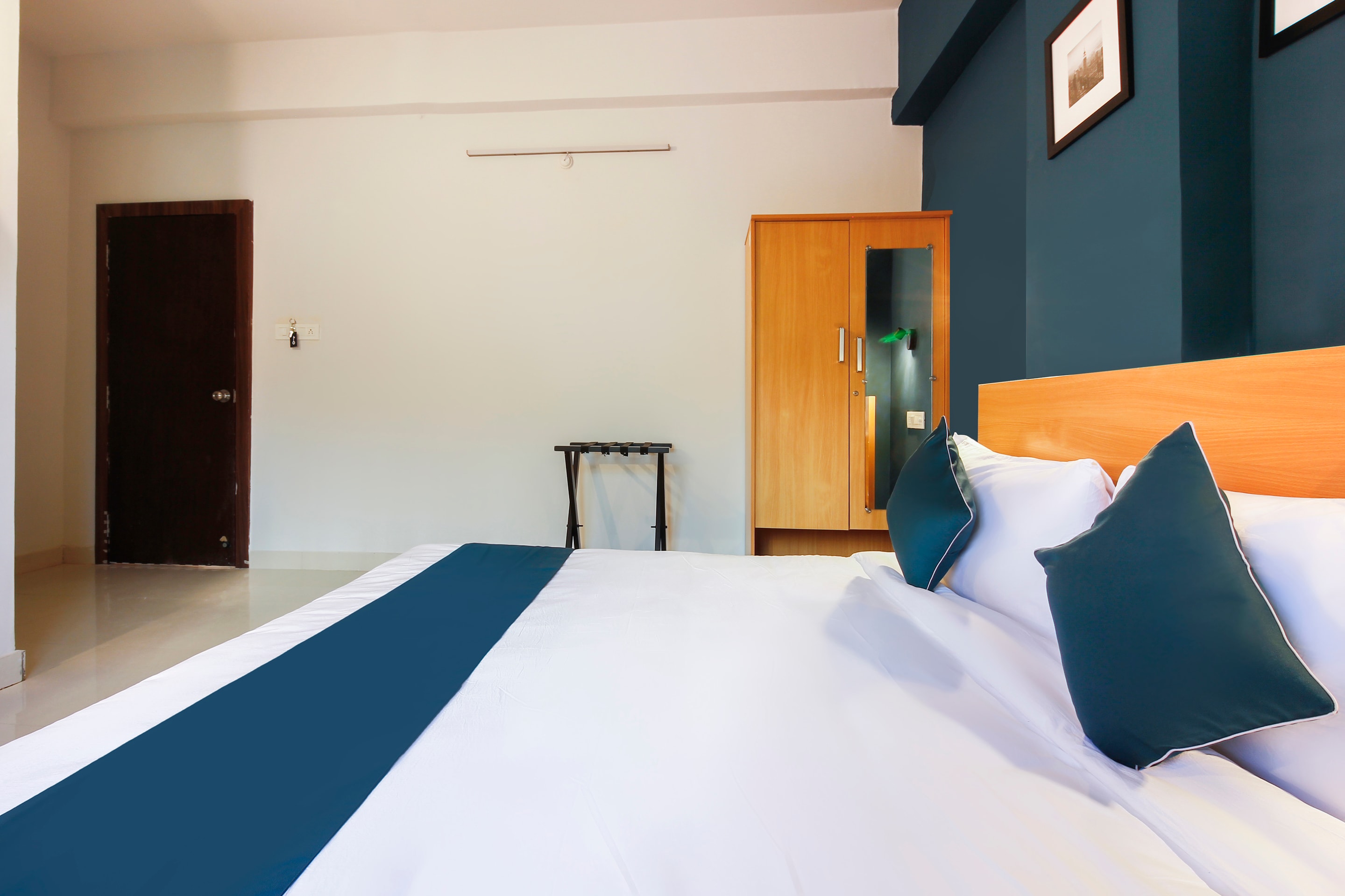 SilverKey Executive Stays 28107 Khajaguda, Hyderabad 3