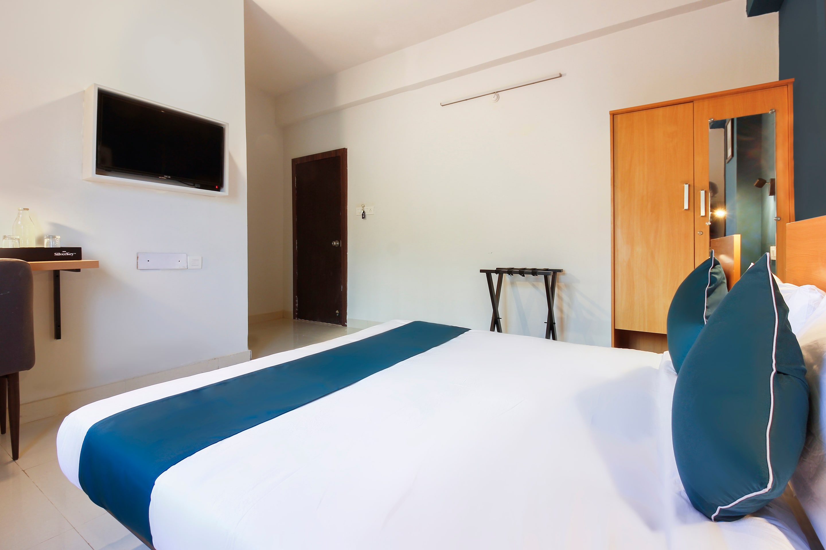 SilverKey Executive Stays 28107 Khajaguda, Hyderabad 5