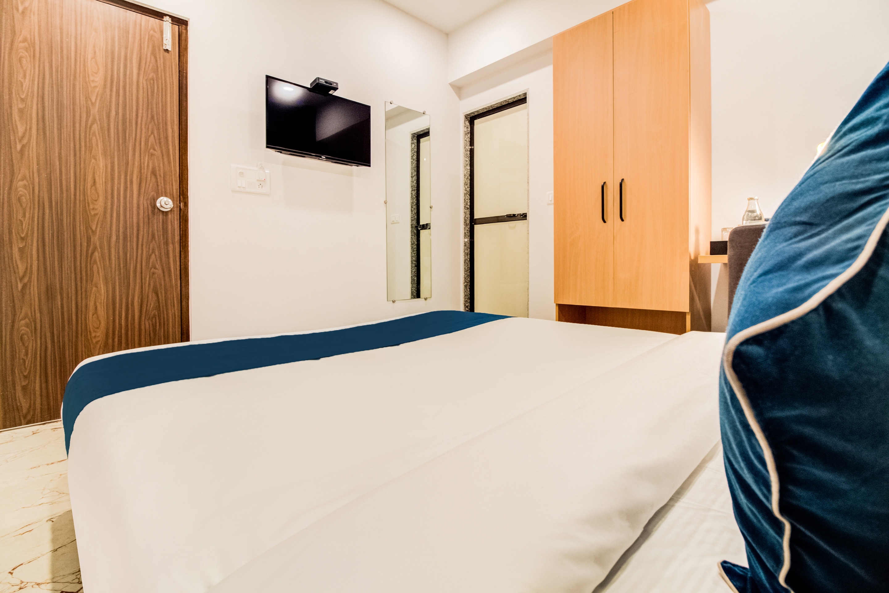 Collection O Executive Stays 40270 DSP Hotels, Mumbai 5