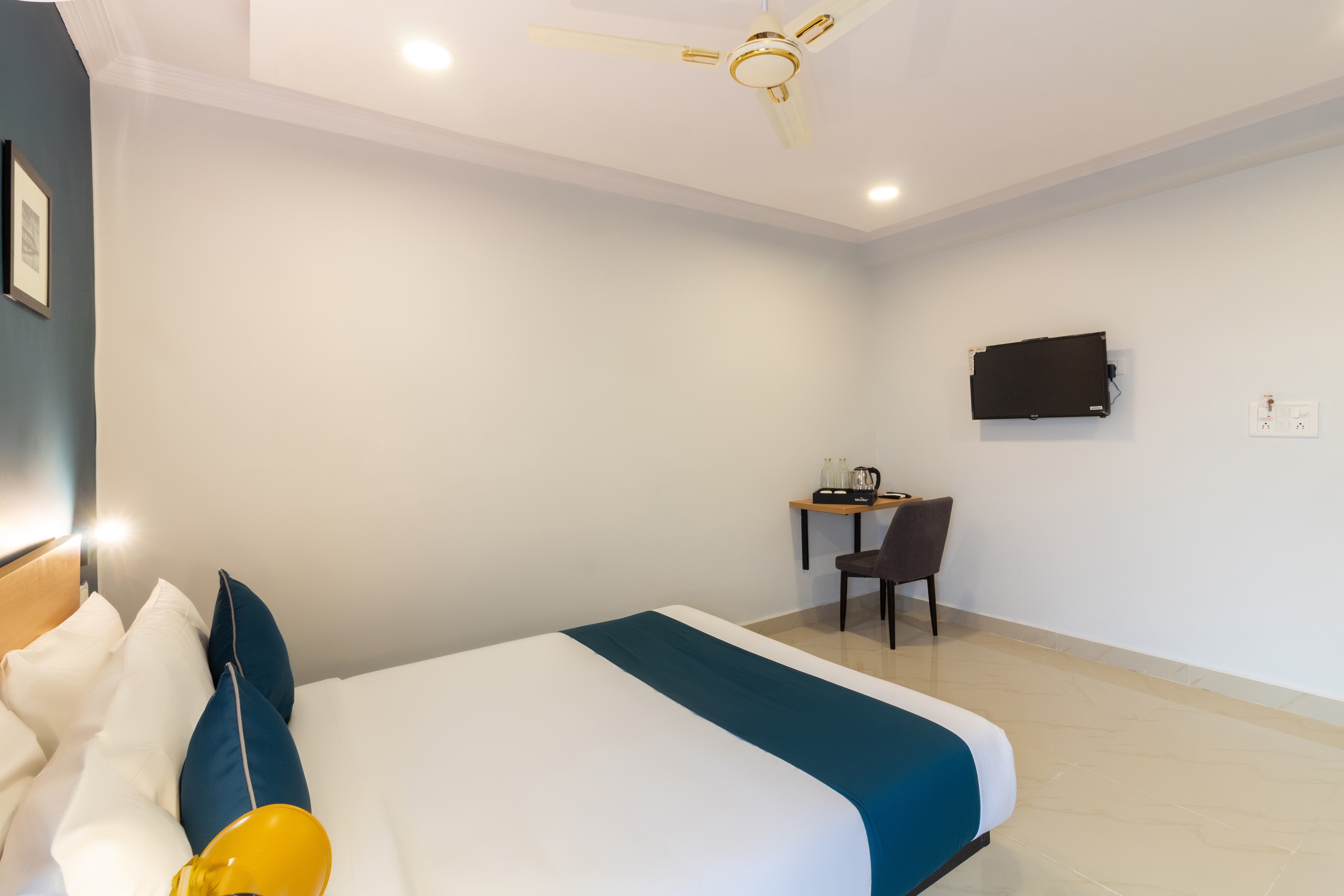 Silverkey Executive Stays 22453 Himayat Nagar Circle, Hyderabad 2
