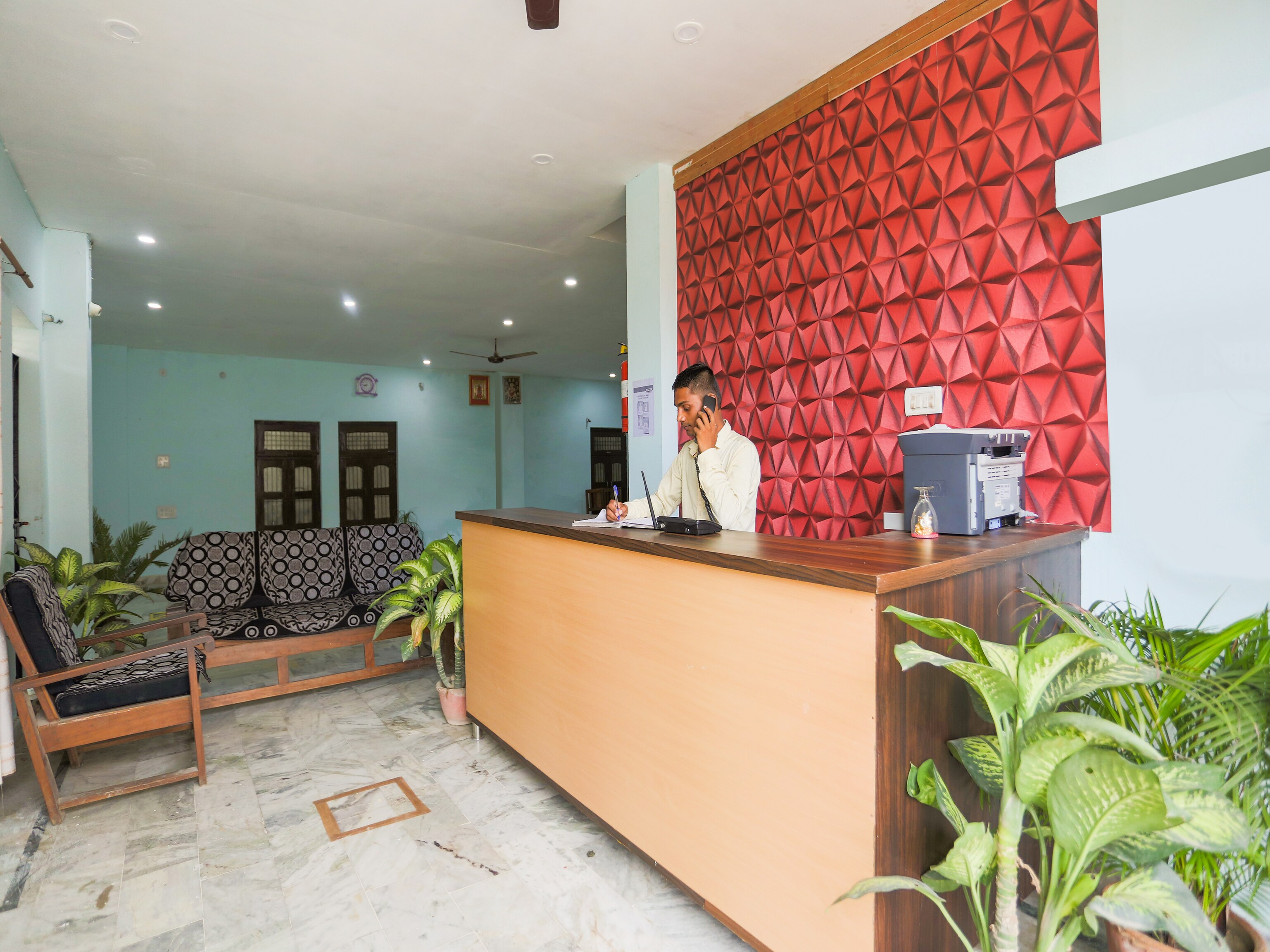 SPOT ON 74679 Sukanya Guest House, Varanasi 4