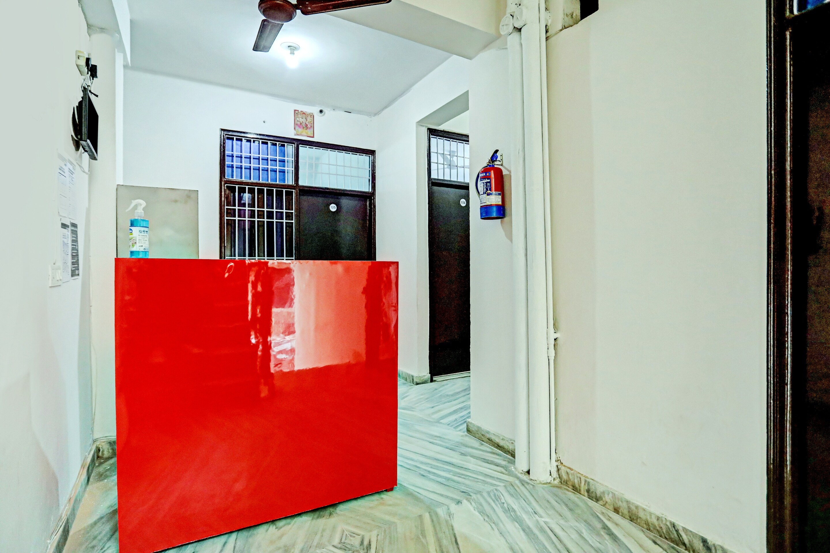 SPOT ON 78763 Raj Hotel Vip, Noida 5