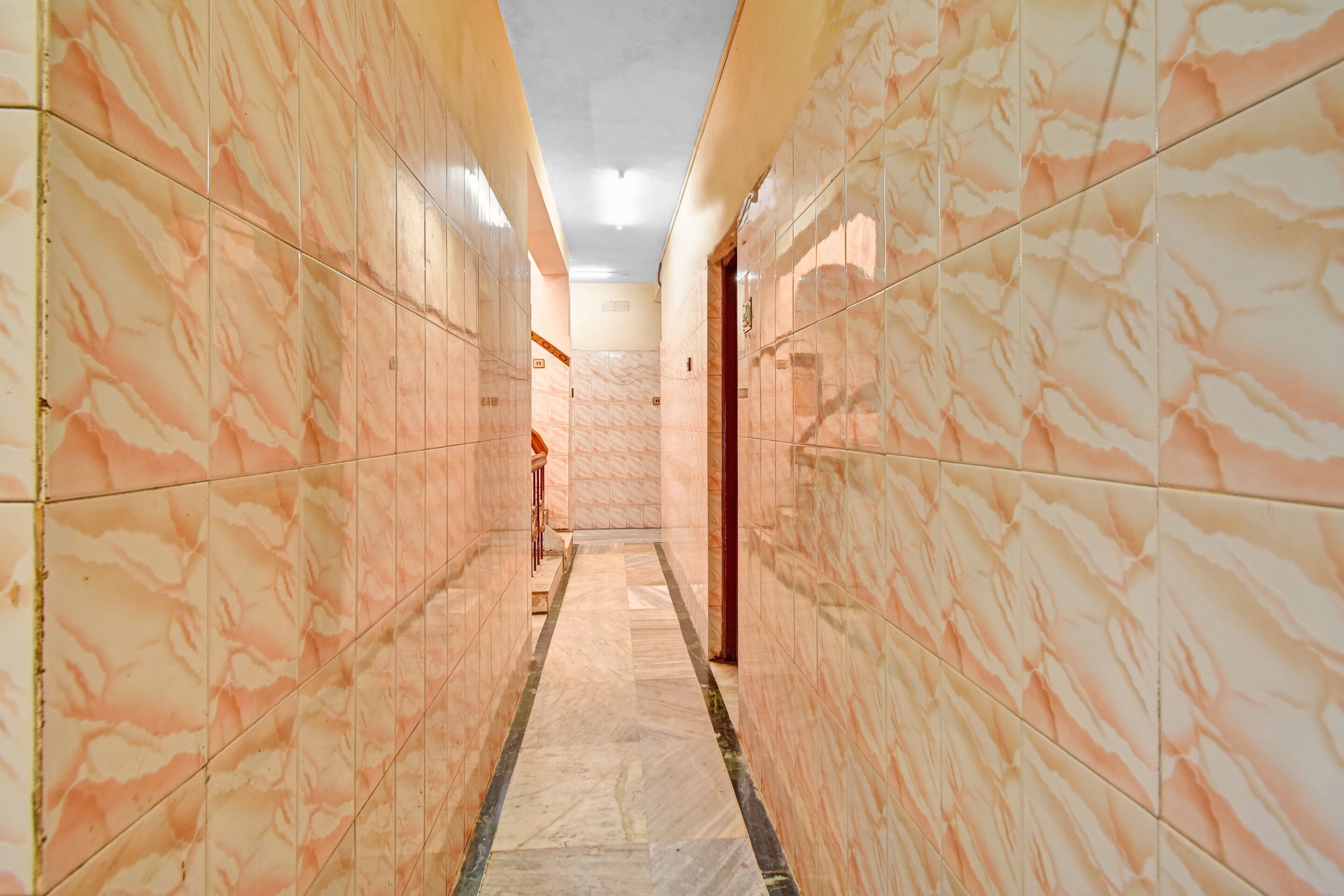 SPOT ON 86379 Dream Palace Guest House, Chennai 5
