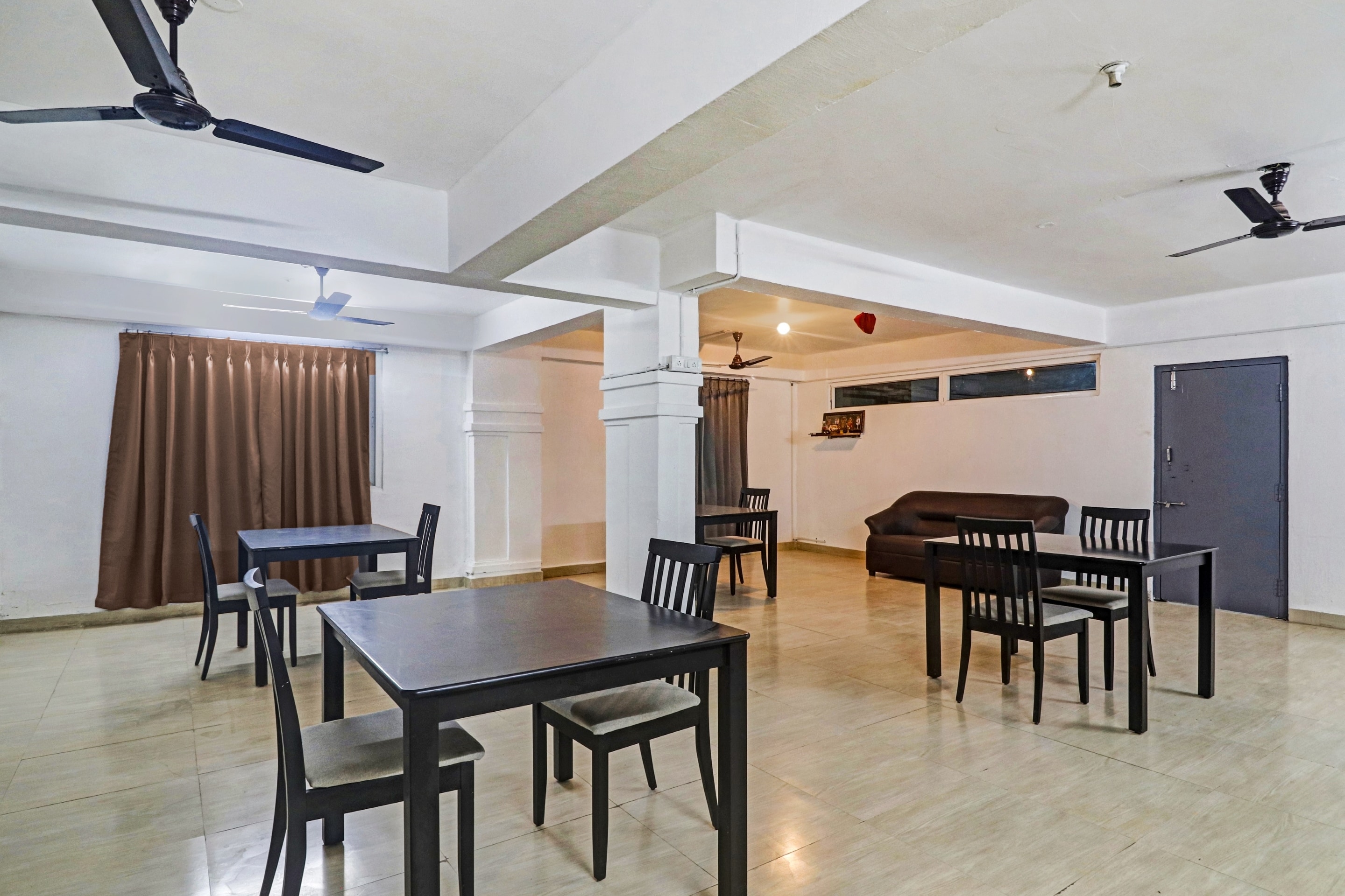 Townhouse 1014 De Alphabet Hotel Q City, Hyderabad 5