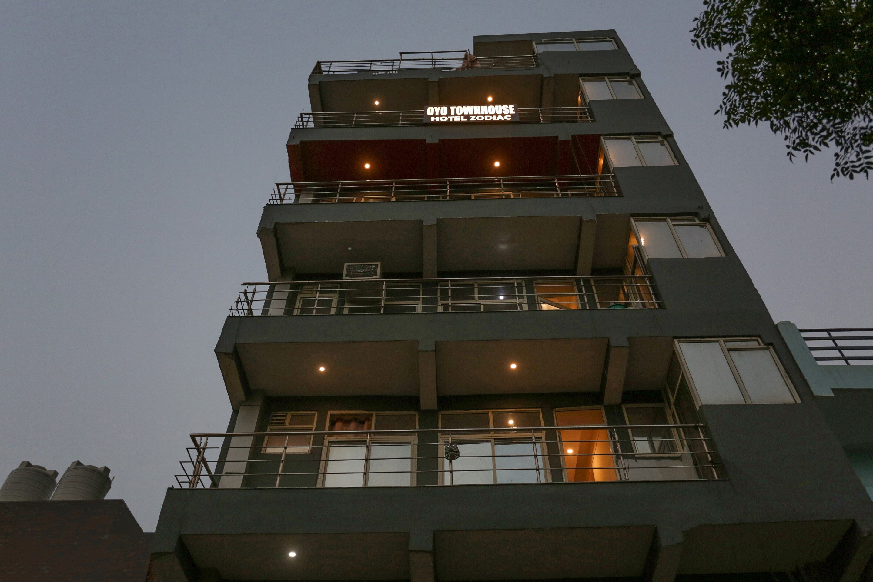 Townhouse 1030 Zodiac, Noida 4