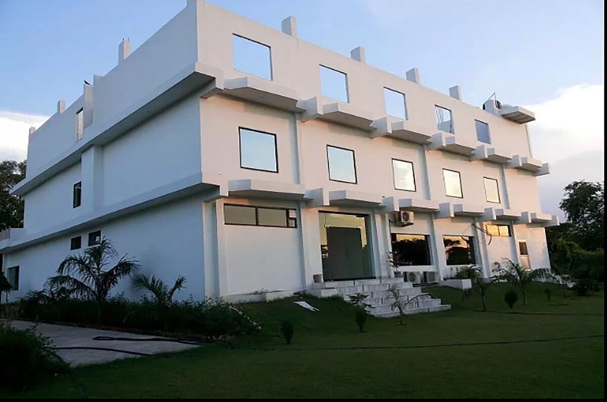 Hotel Lata Palace, Agra 3