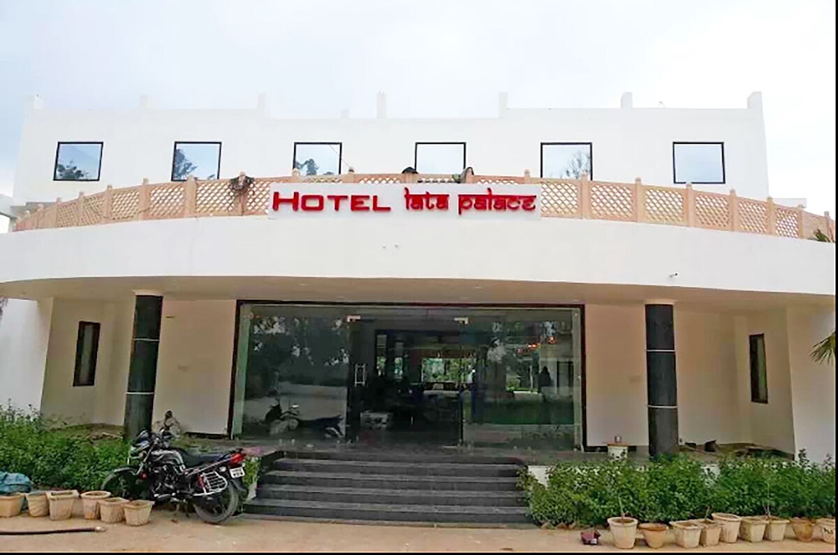 Hotel Lata Palace, Agra 4
