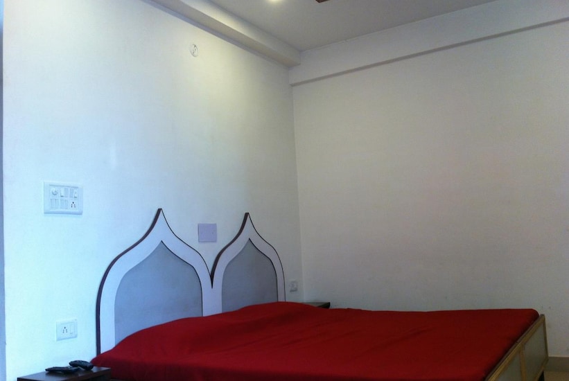 Hotel Safari, Agra 2