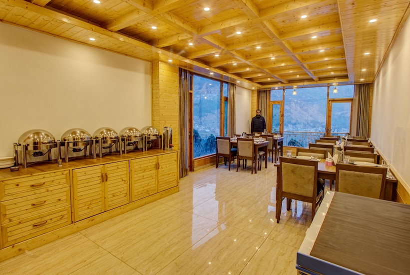 Premium Room With Private Balcony (Snow Capped Mountains & Valley View)