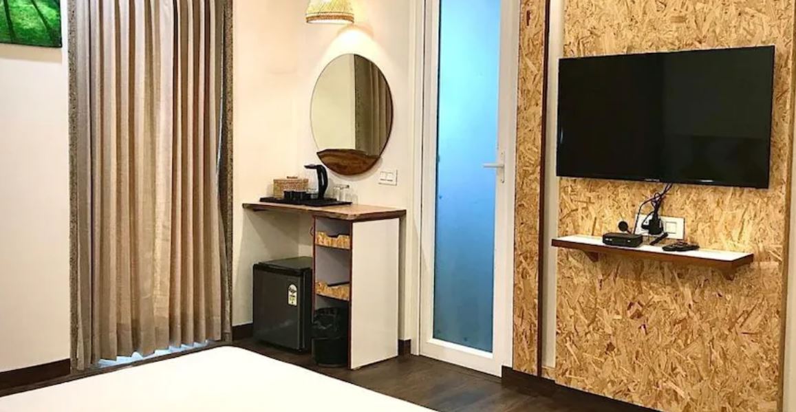 Premium Jungle & Mountain View Room