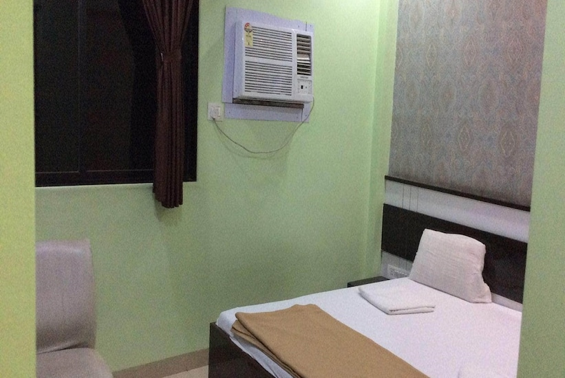 Hotel Prince International, Navi Mumbai 4