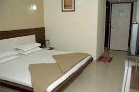 Hotel Savshanti Towers, Vadodara 3