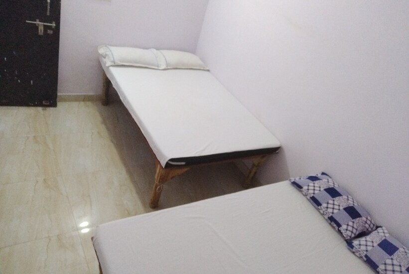 Om Homestay and Hostel, Agra 3