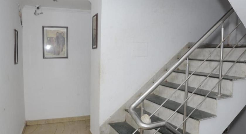 Hotel R S International, New Delhi 5