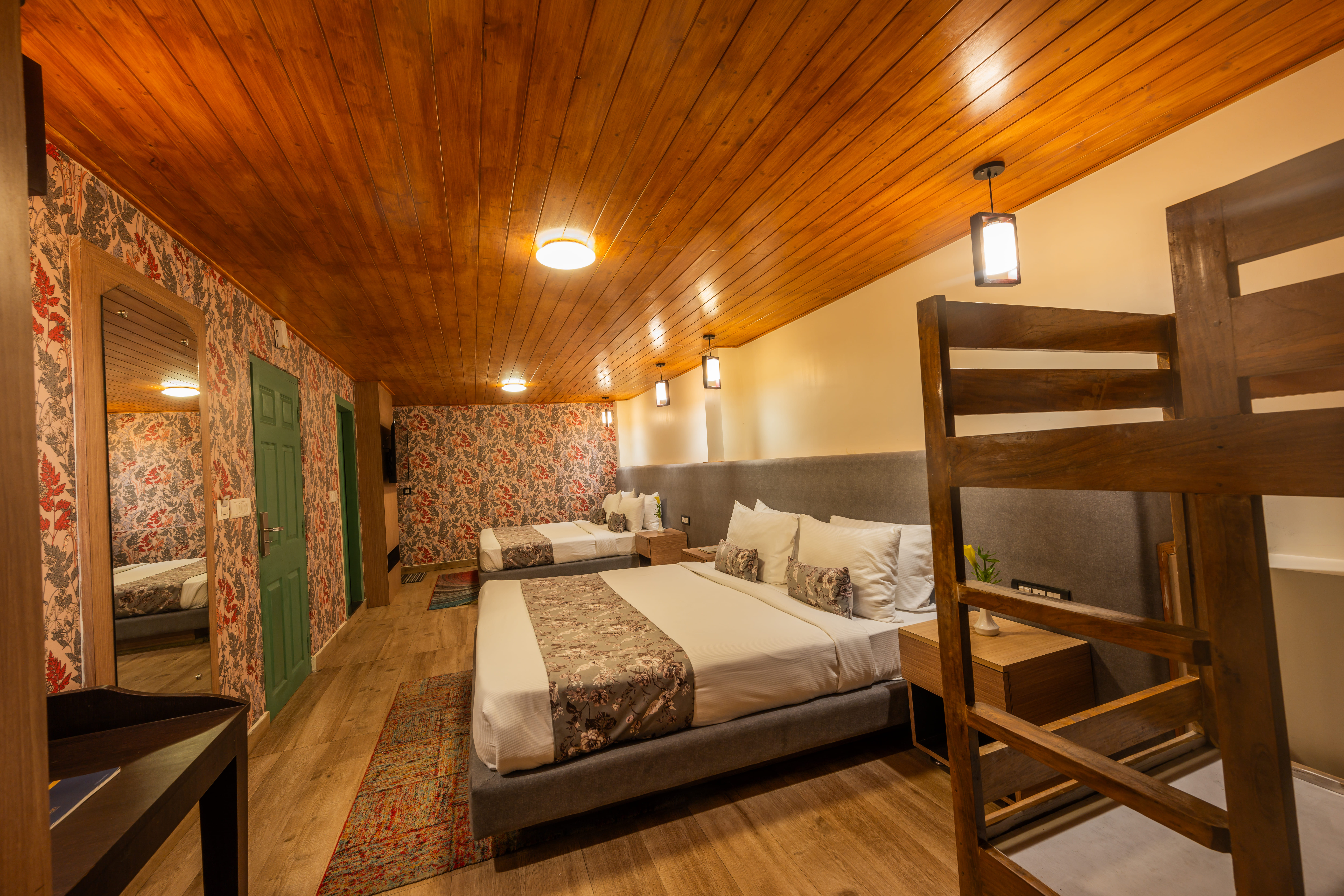 Room with services and amenities to make your stay comfortable and provide adequate rest.